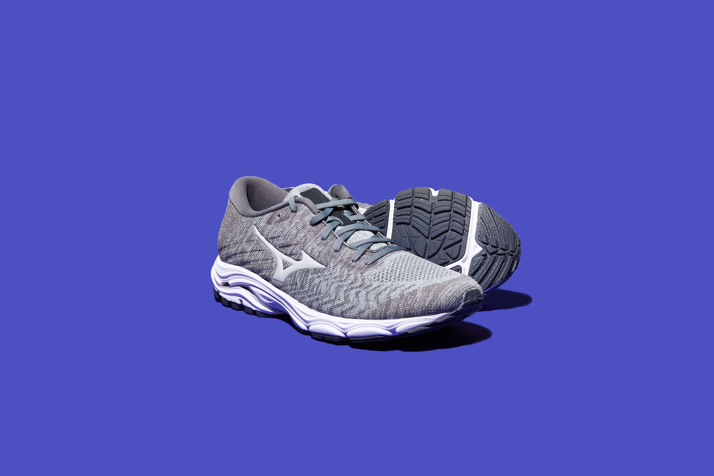 Footwear, Shoe, Running shoe, Outdoor shoe, Walking shoe, Athletic shoe, Basketball shoe, Nike free, Silver, Sneakers, 
