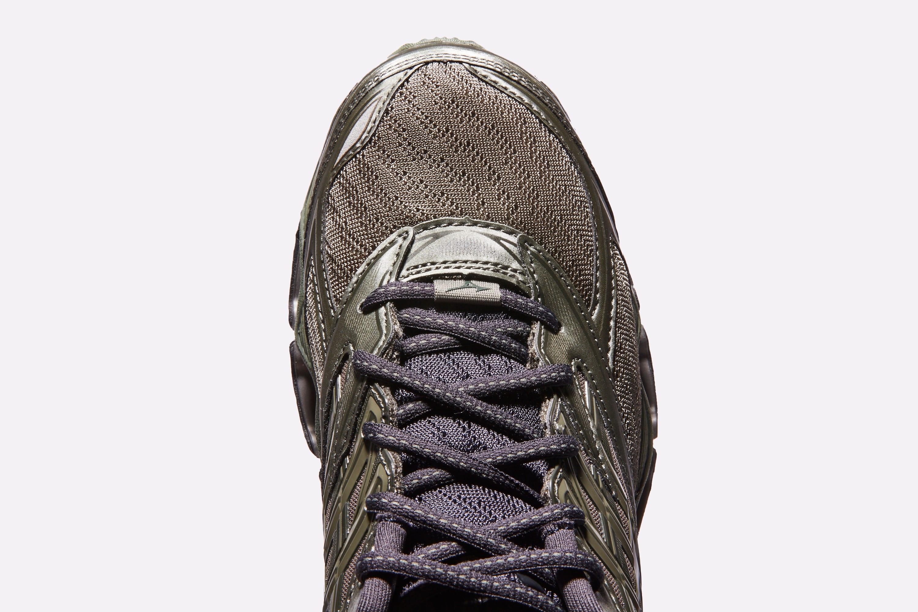 Brown, Shoe, Athletic shoe, Sneakers, Running shoe, Synthetic rubber, Black, Grey, Walking shoe, Tan, 