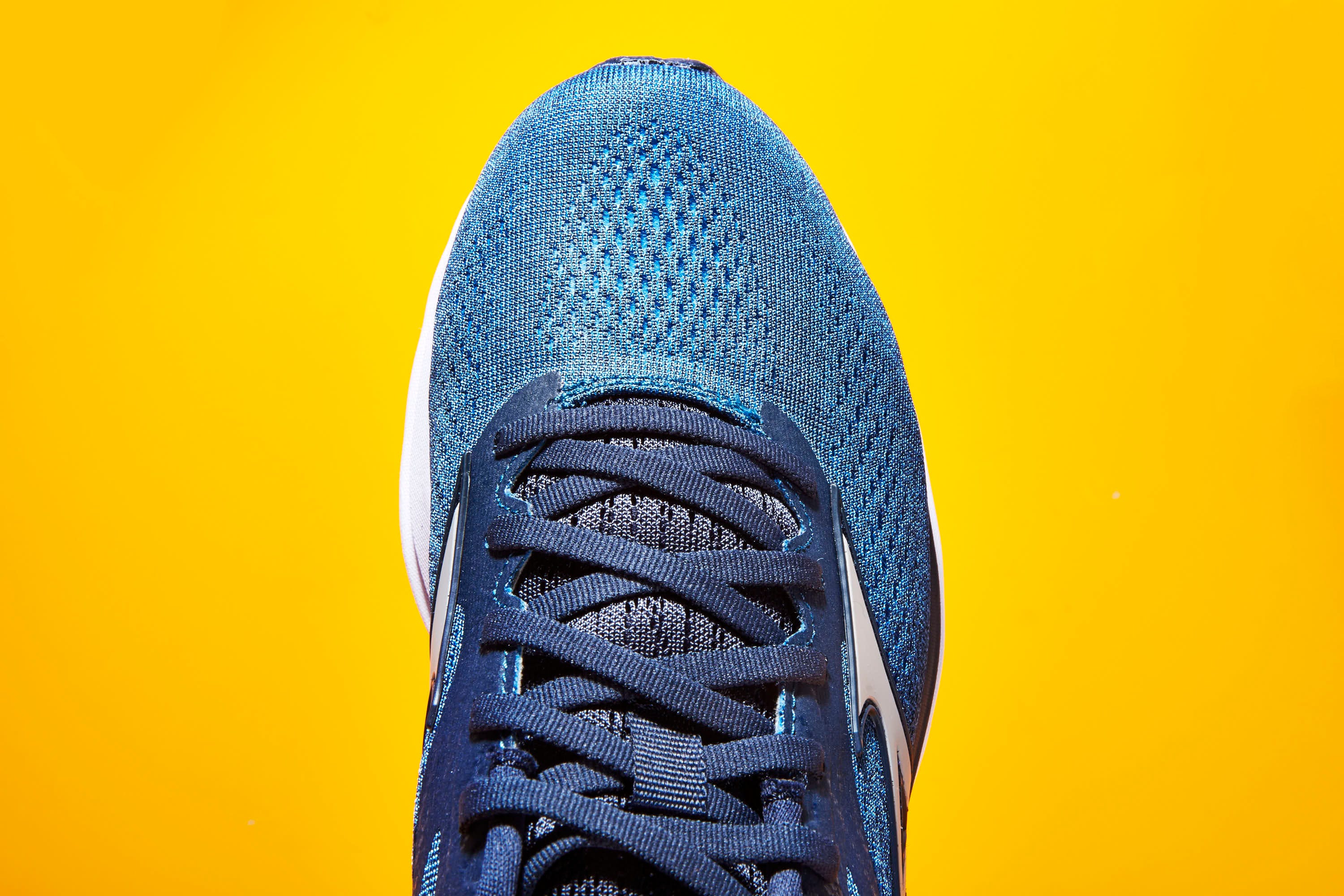 Footwear, White, Yellow, Shoe, Water, Close-up, Synthetic rubber, Nike free, Sneakers, Electric blue, 