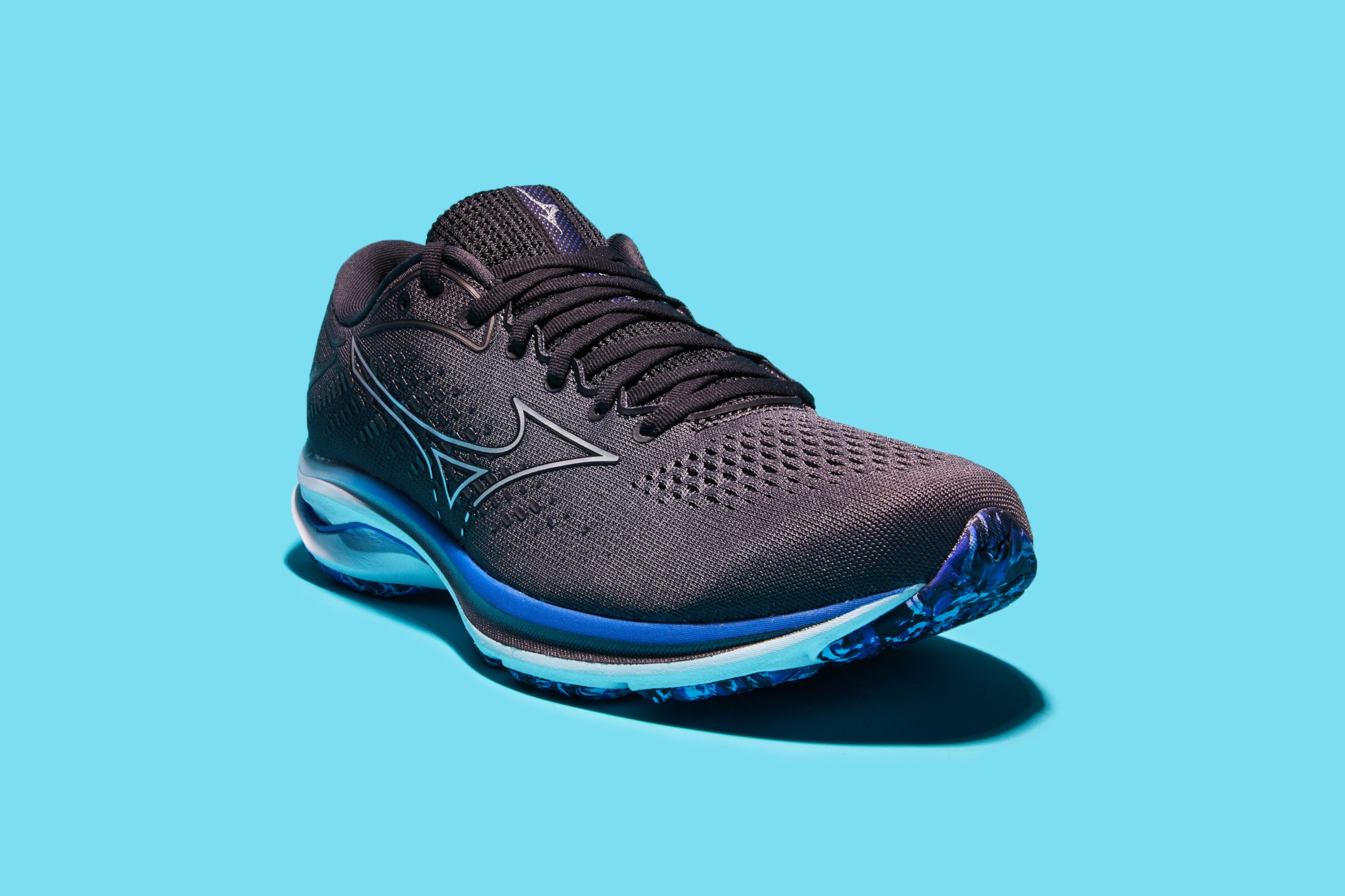 mizuno wave rider 25