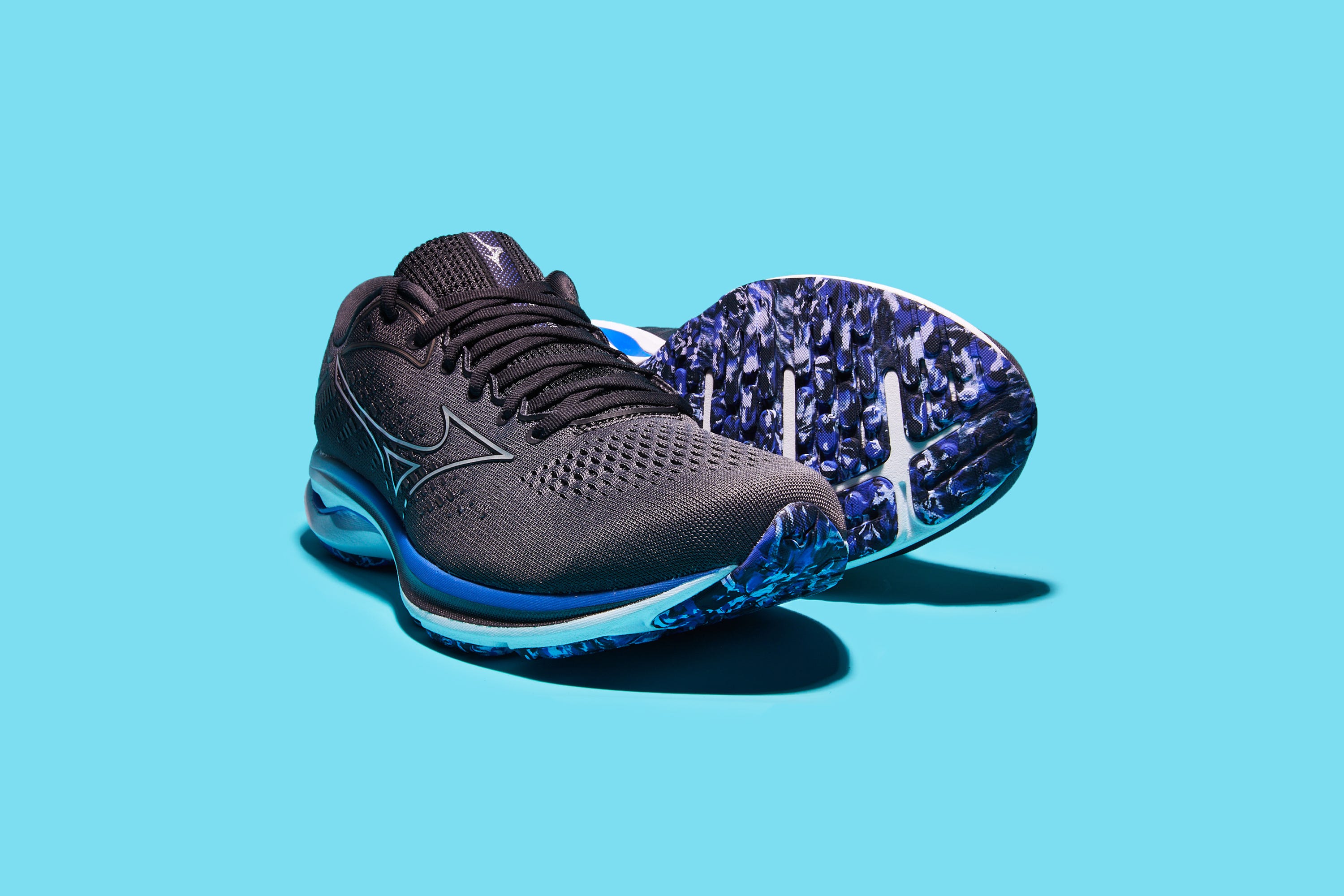 mizuno wave rider 25