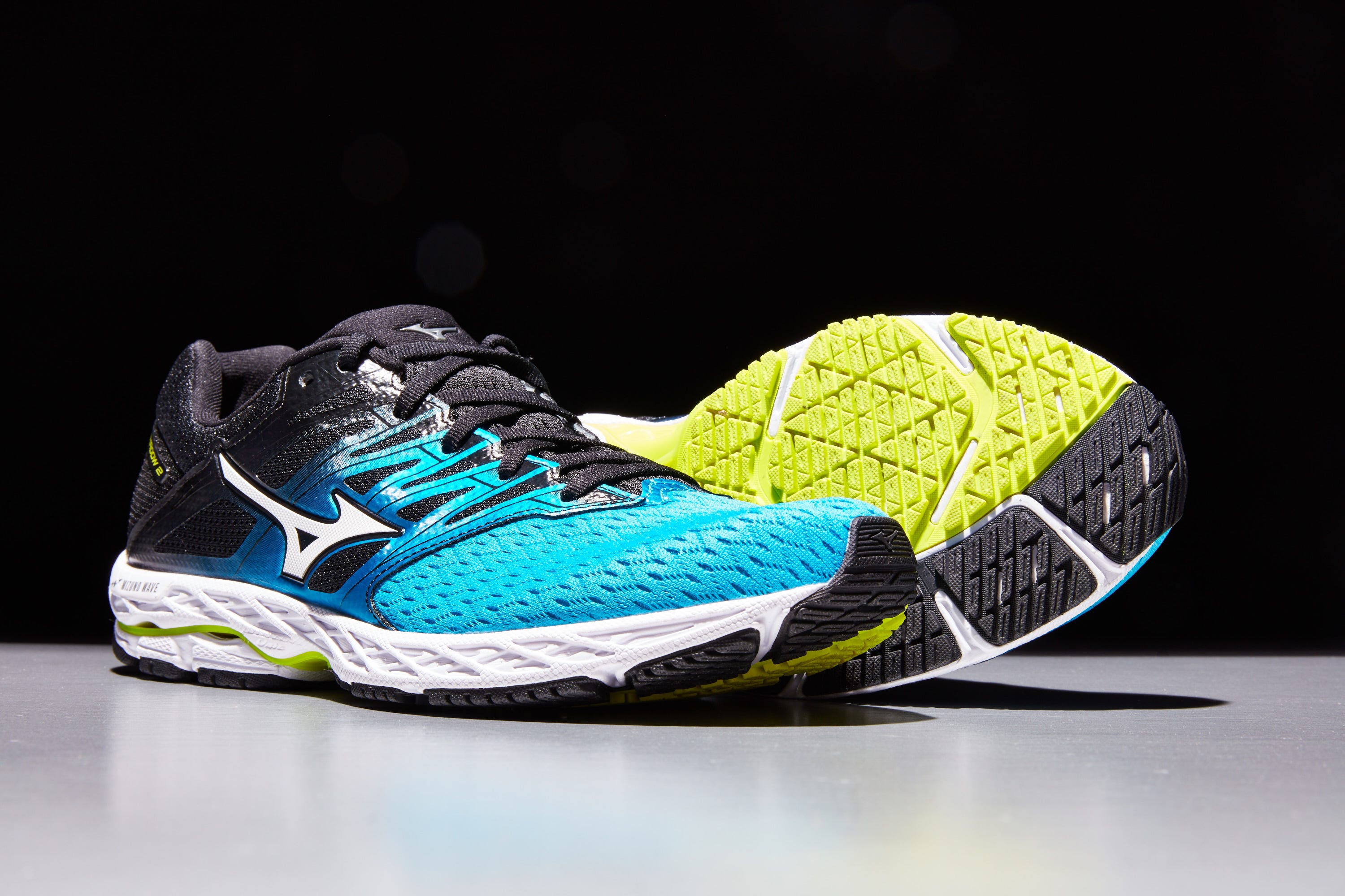 Mizuno Wave Shadow 2