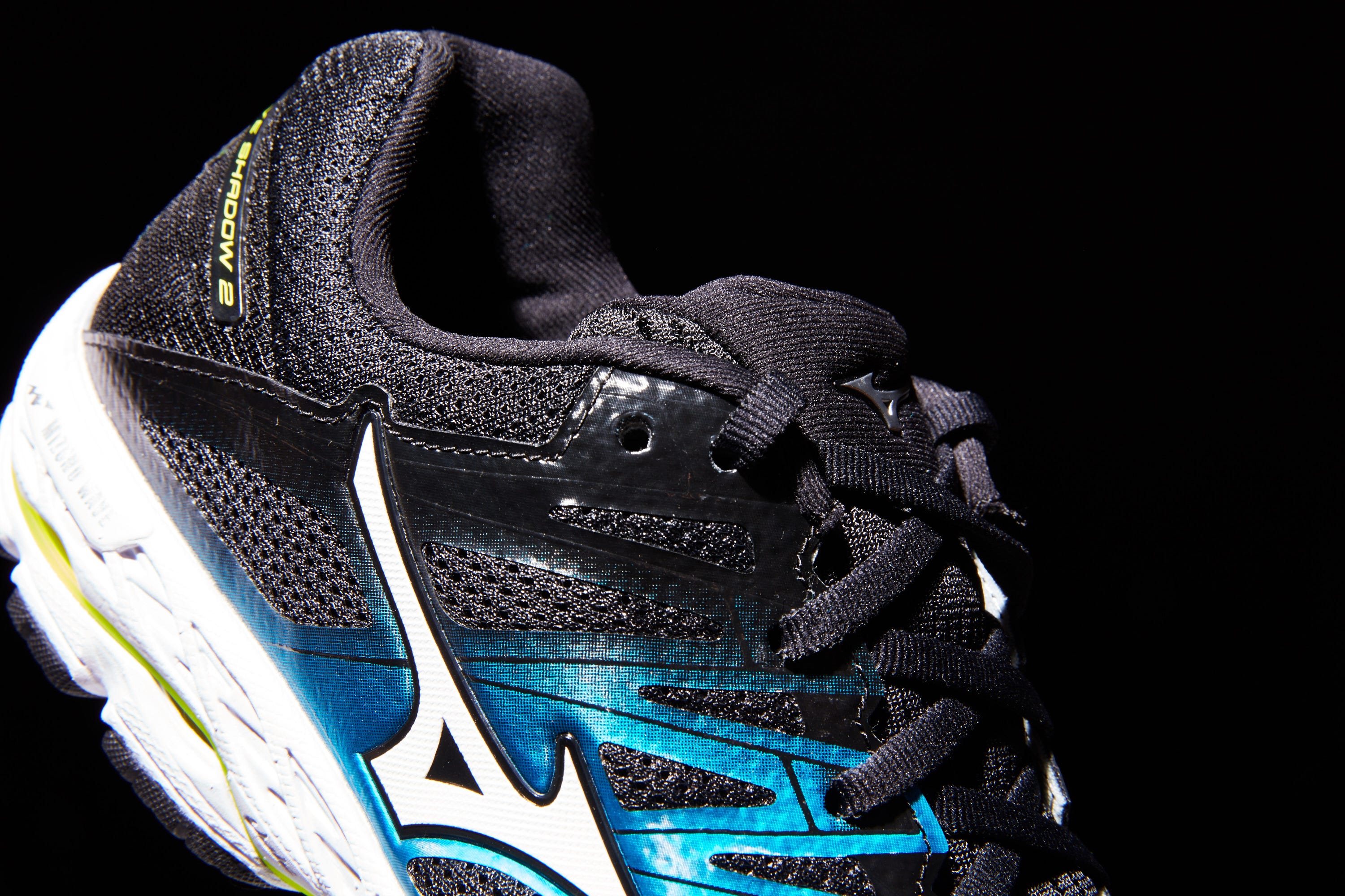 Mizuno Wave Shadow 2