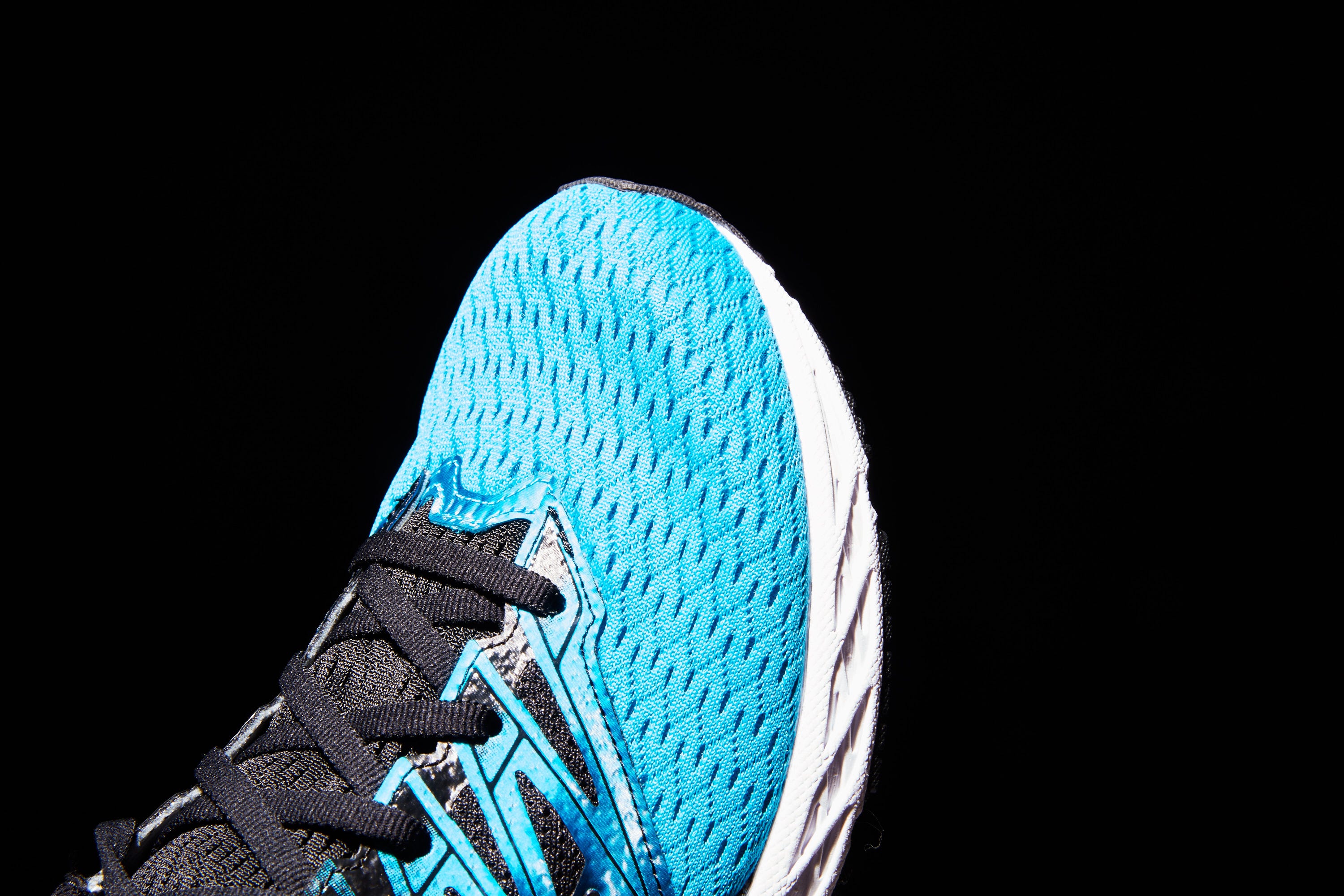 Mizuno Wave Shadow 2