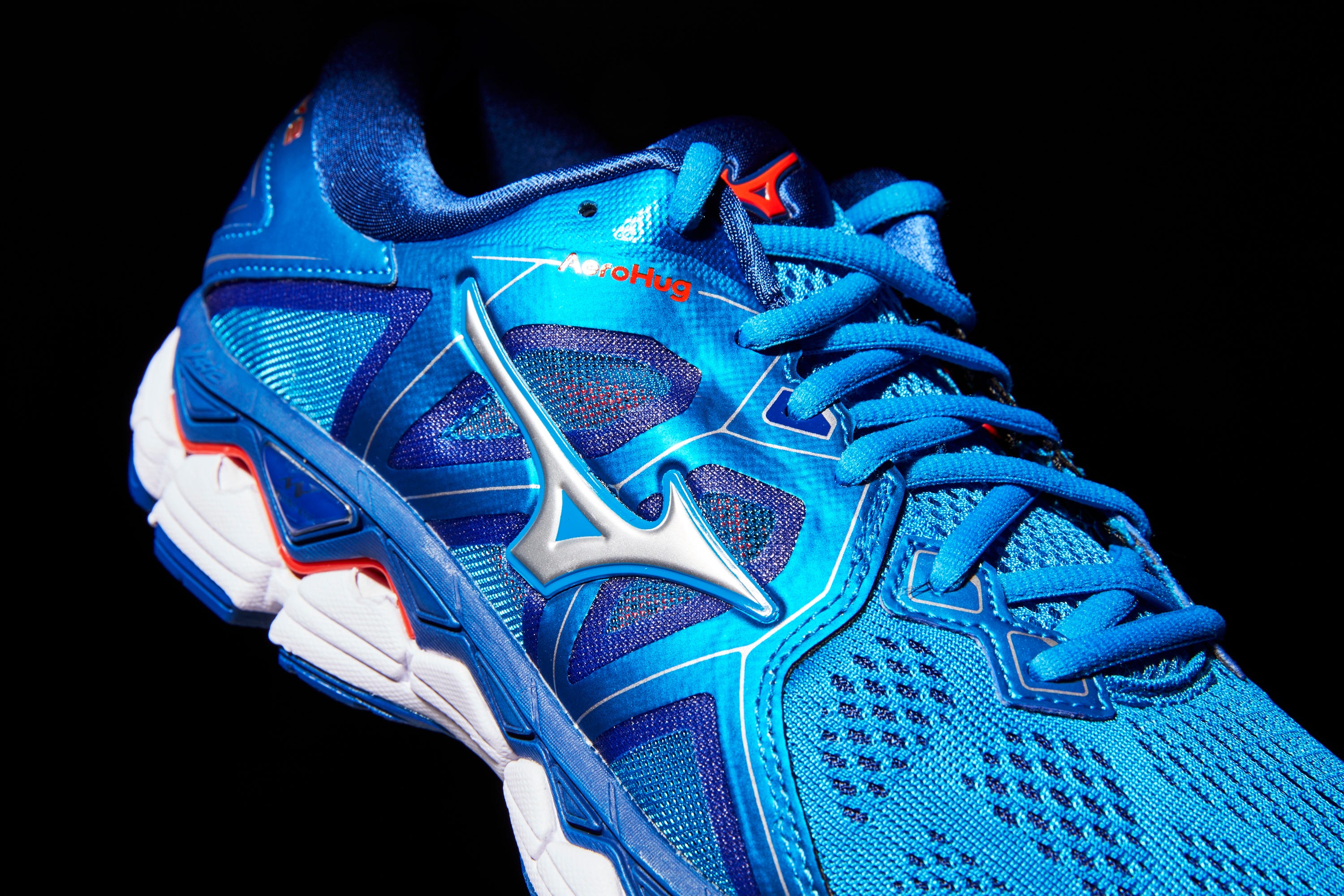 Mizuno Wave Sky 2