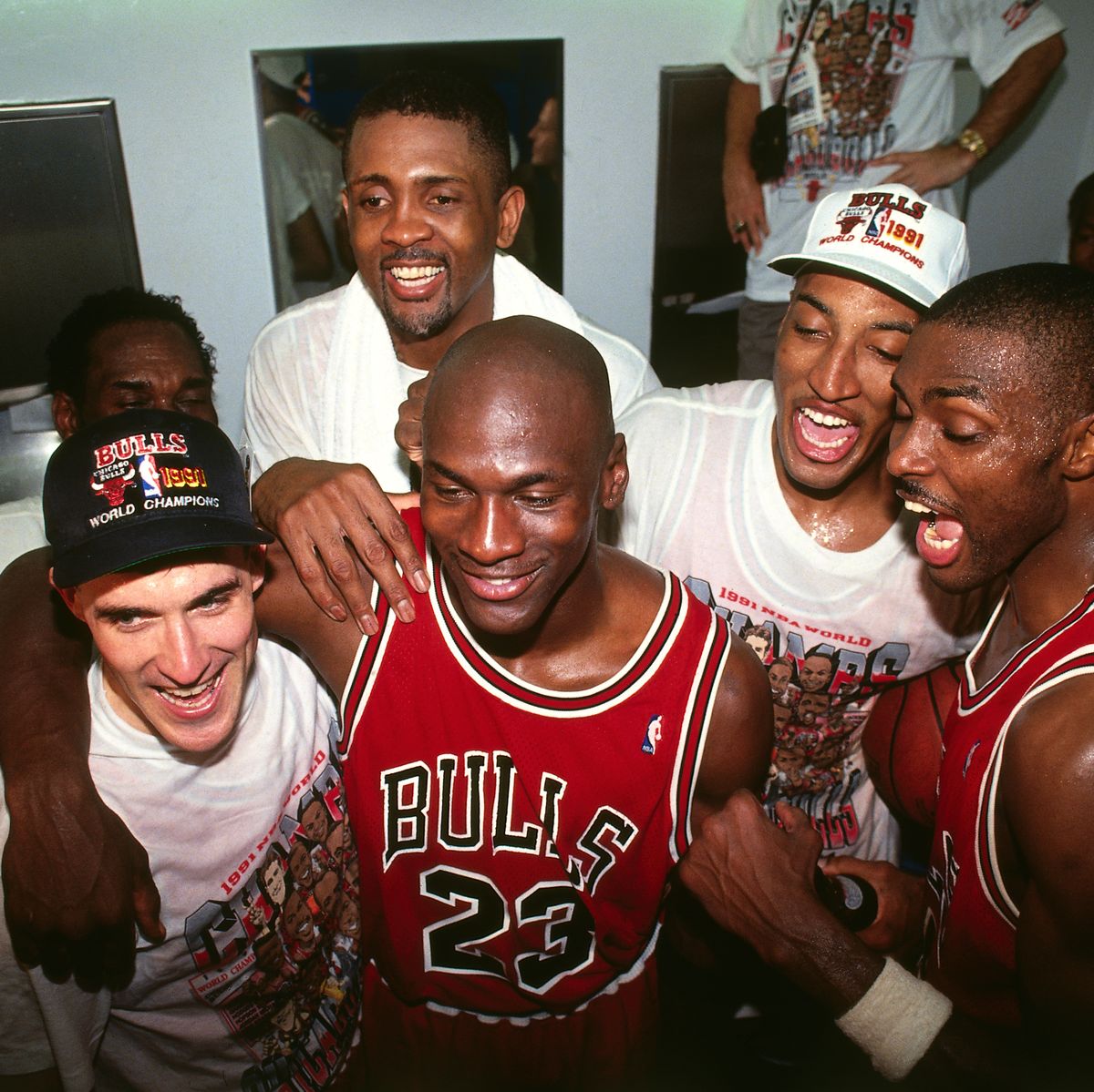 How Magic Johnson prodded Michael Jordan at Dream Team practice
