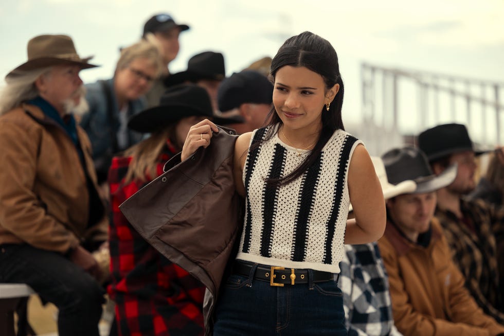 Minha vida com os Walter Boys. Nikki Rodriguez como Jackie no episódio 207 de Minha vida com os Walter Boys. Cr. David Brown/Netflix © 2025