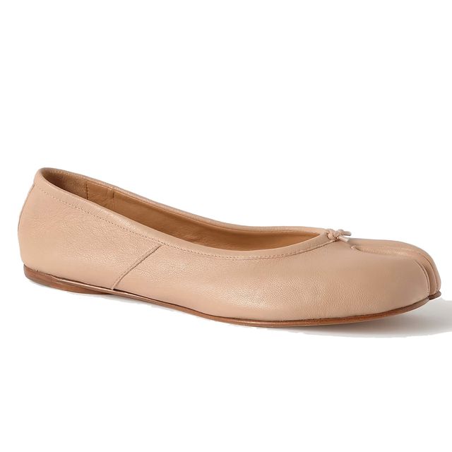 Ballet Pumps Take First Position On The SS23 Catwalks