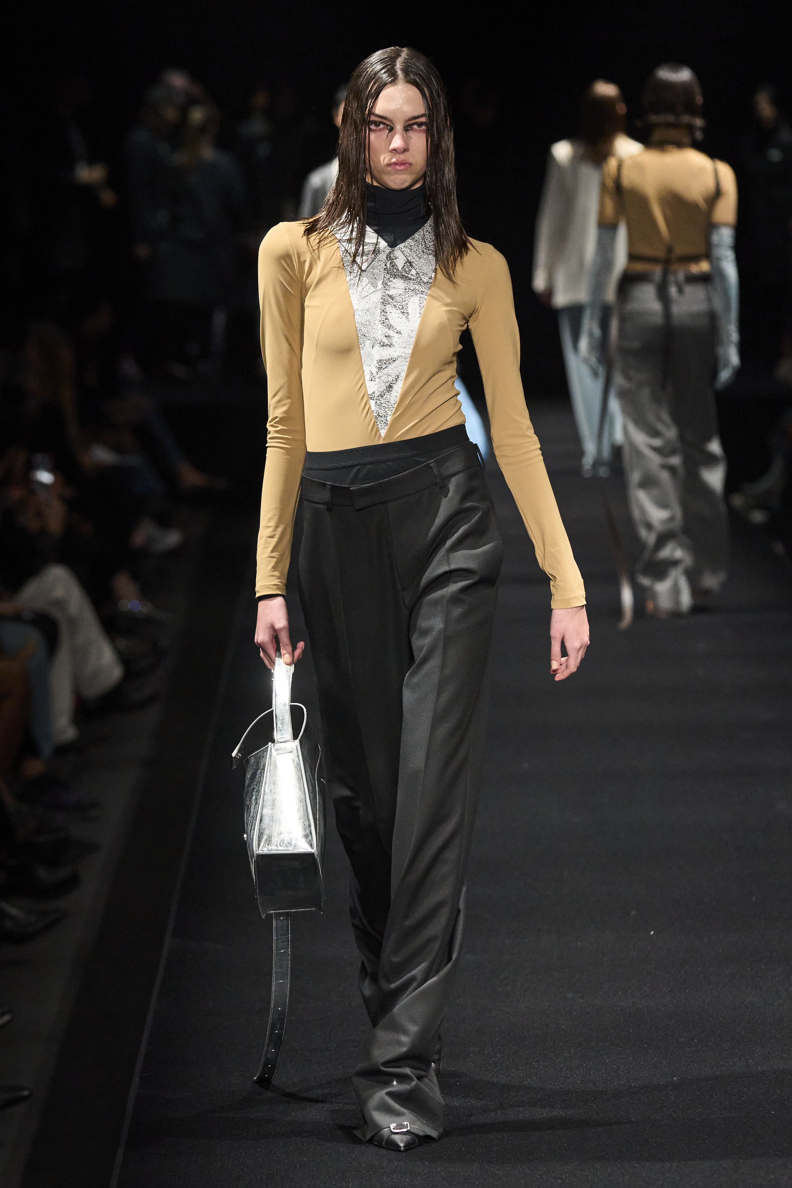 エムエム6 メゾン マルジェラ（MM6 MAISON MARGIELA）2023秋冬