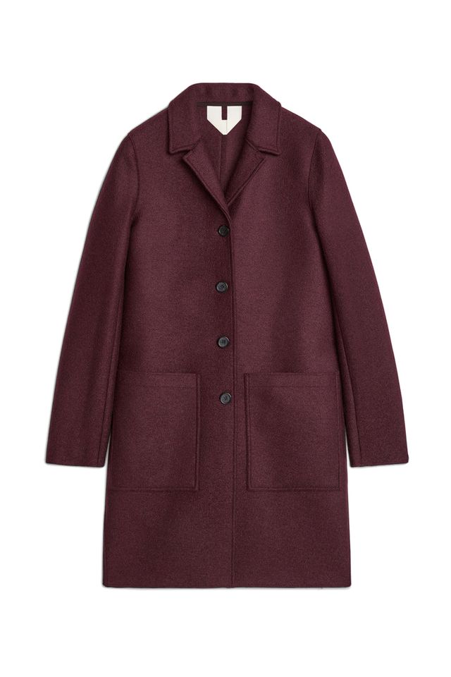 Maroon coloured coats, Meghan Markle | ELLE UK