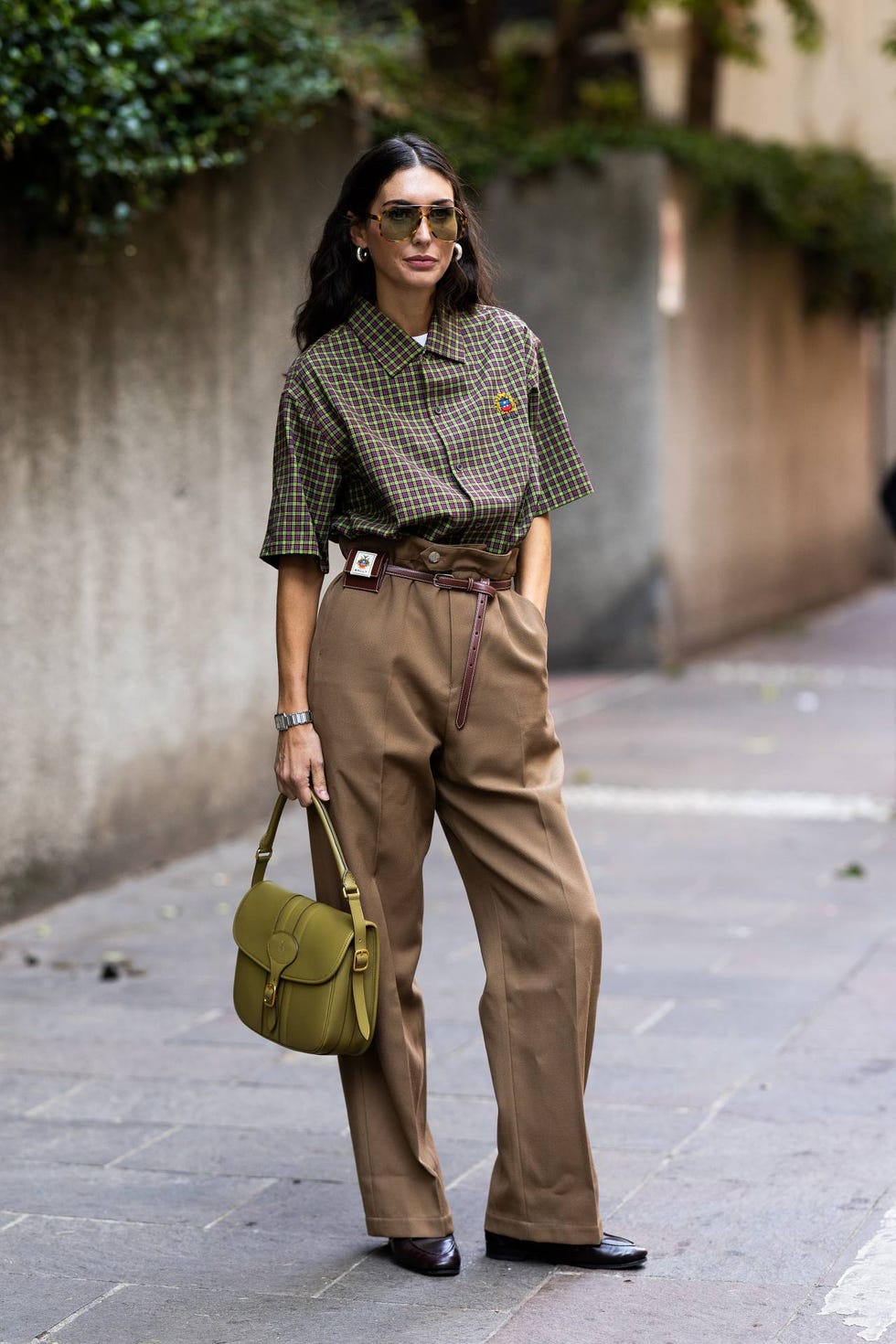 look con mocasines