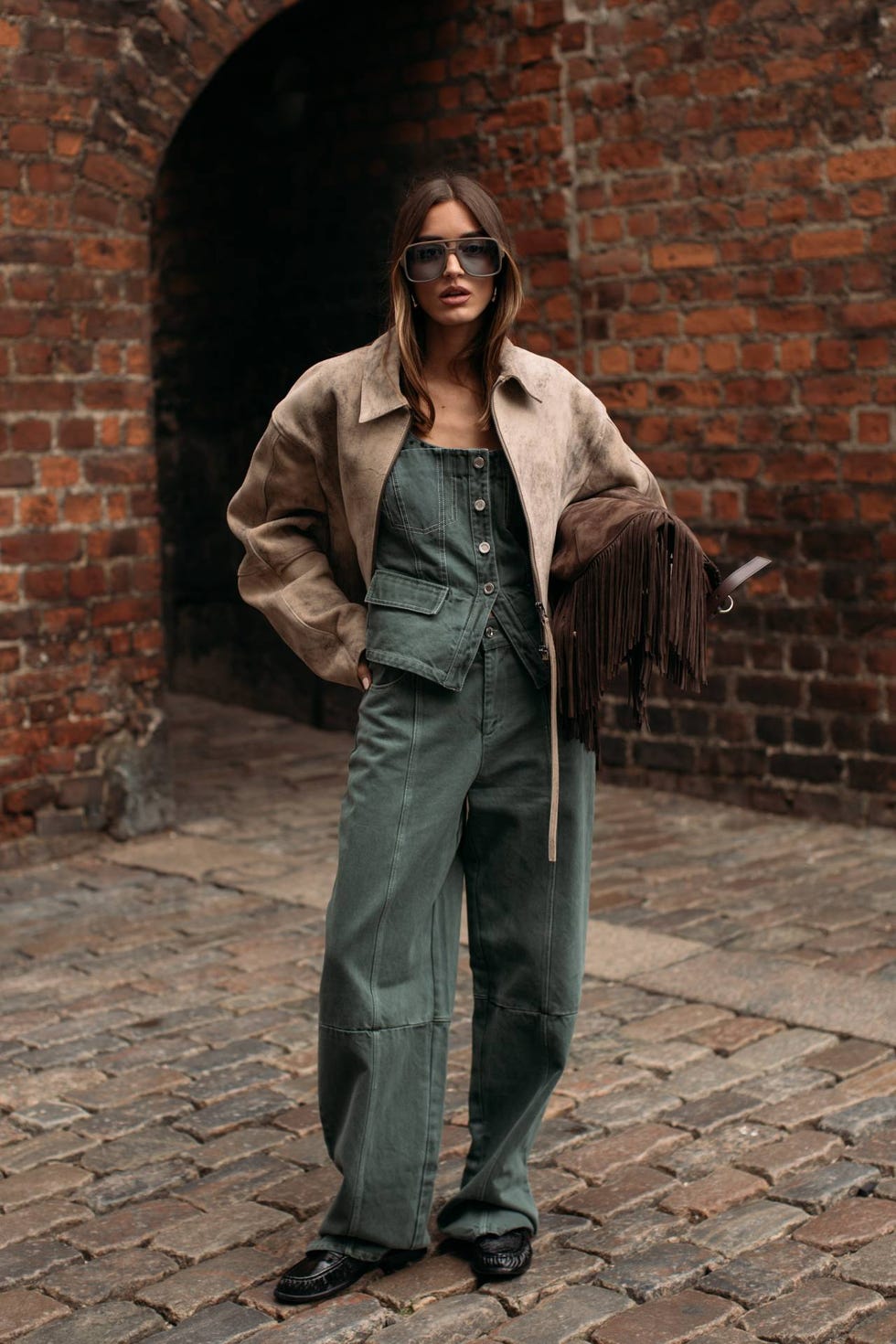 look con mocasines