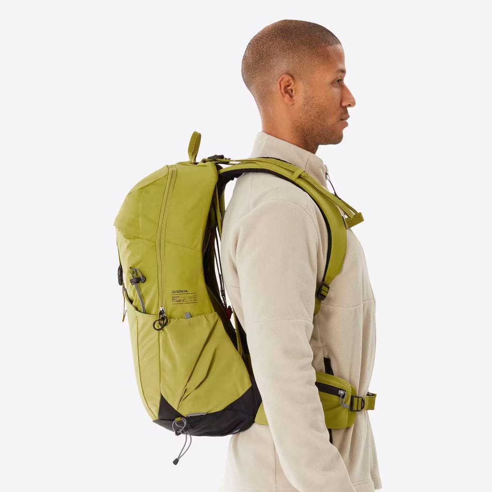 mochila quechua mh500 de decathlon para hacer el camino de santiago