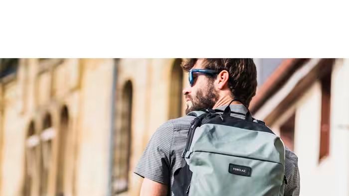 La mochila de Decathlon que usan los viajeros de Madrid y Barcelona