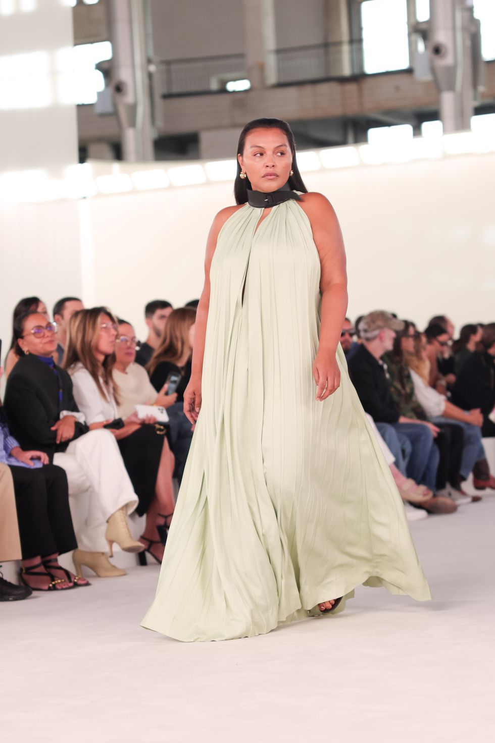 milan, italy september 23 paloma elsesser walks the runway at the ferragamo fashion show during the milan fashion week womenswear springsummer 2024 on september 23, 2023 in milan, italy photo by jacopo raulegetty images