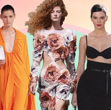 moda primavera estate 2022 con new york arrivano le prime tendenze della prossima estate, scopri quali sono i best tra vestiti eleganti, top essenziali e molta inclusività