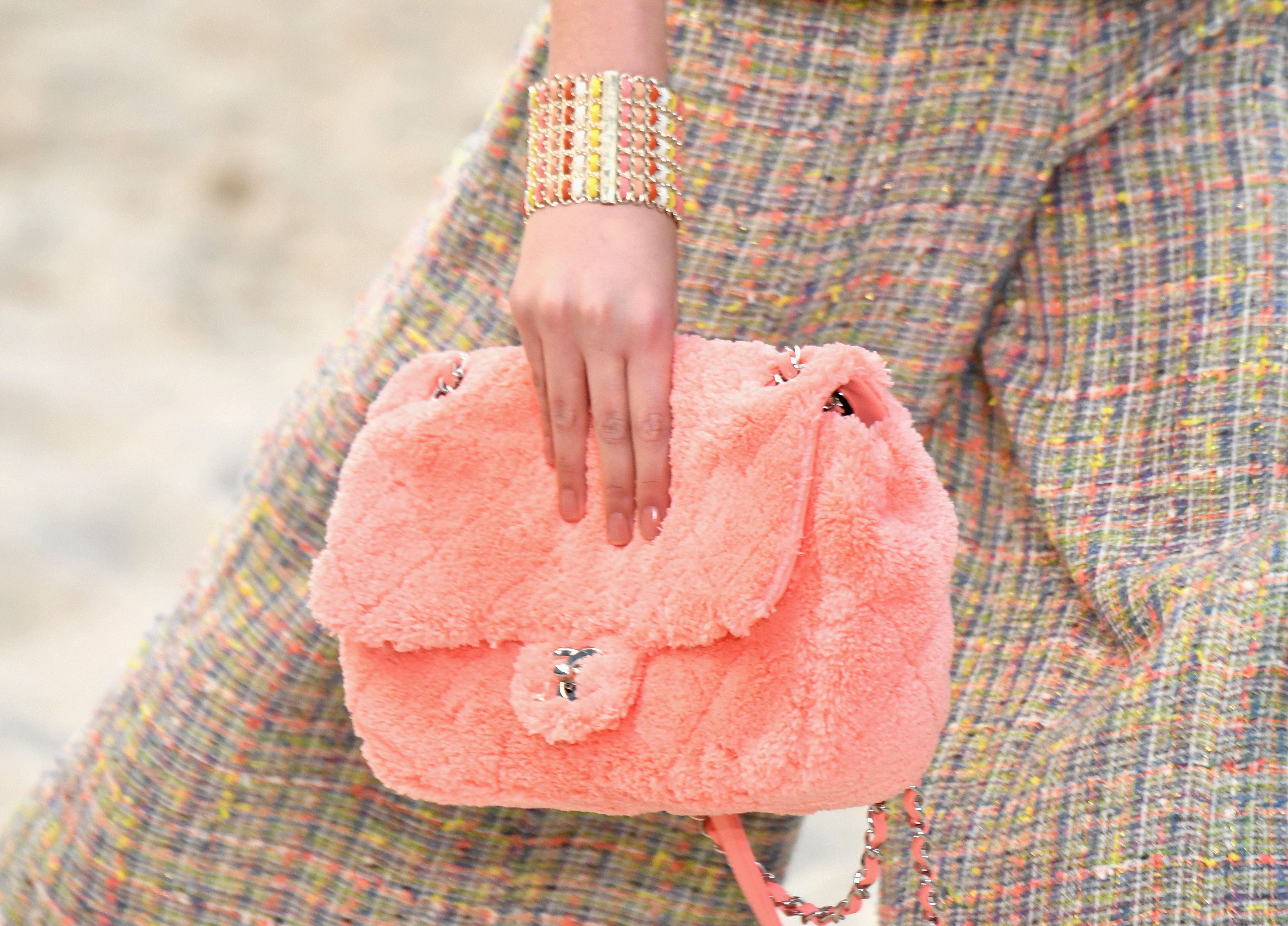 Chanel fur bag 2019 deals