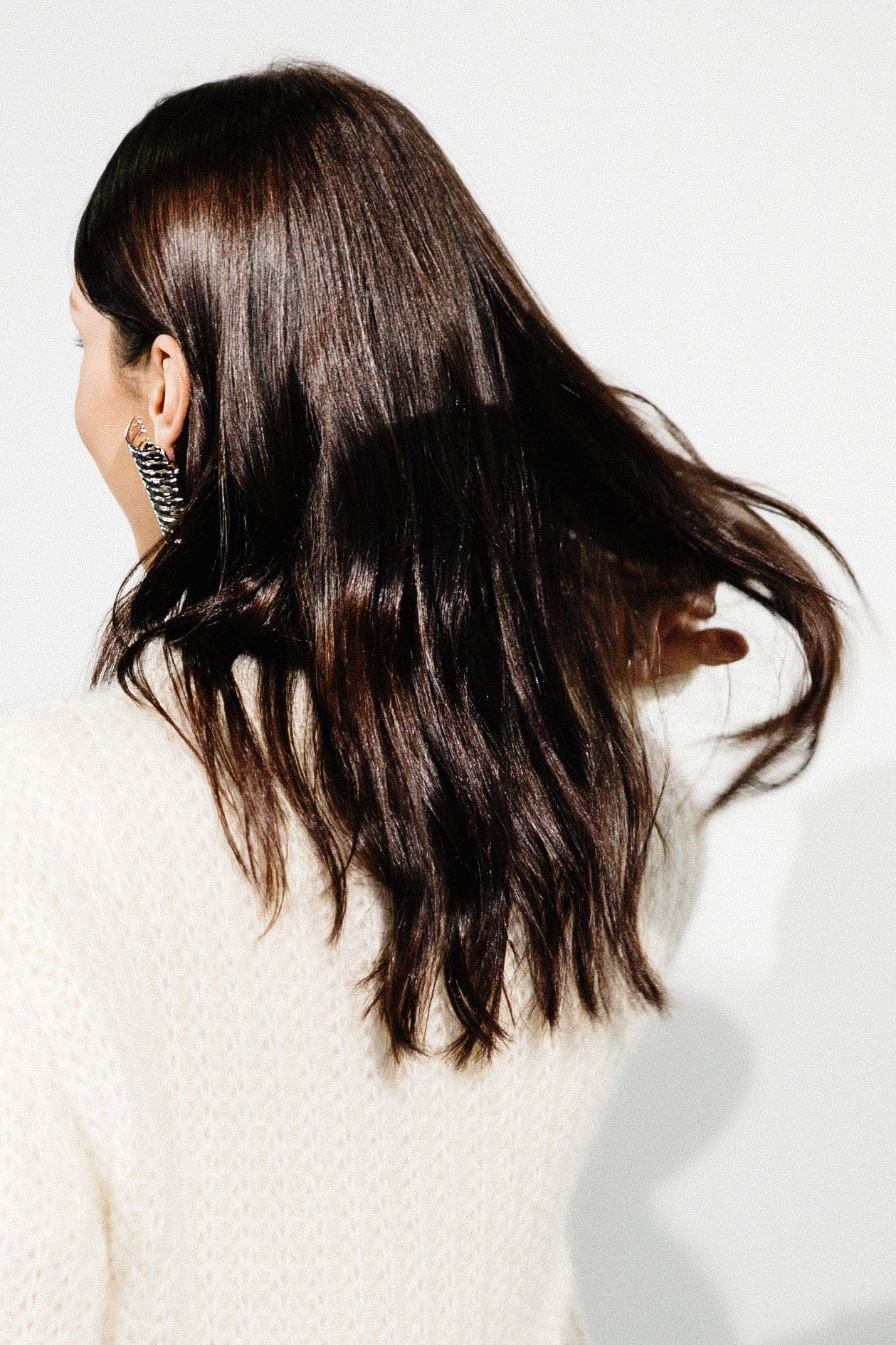 7 Signs You Wash Your Hair Too Often  Bright Side