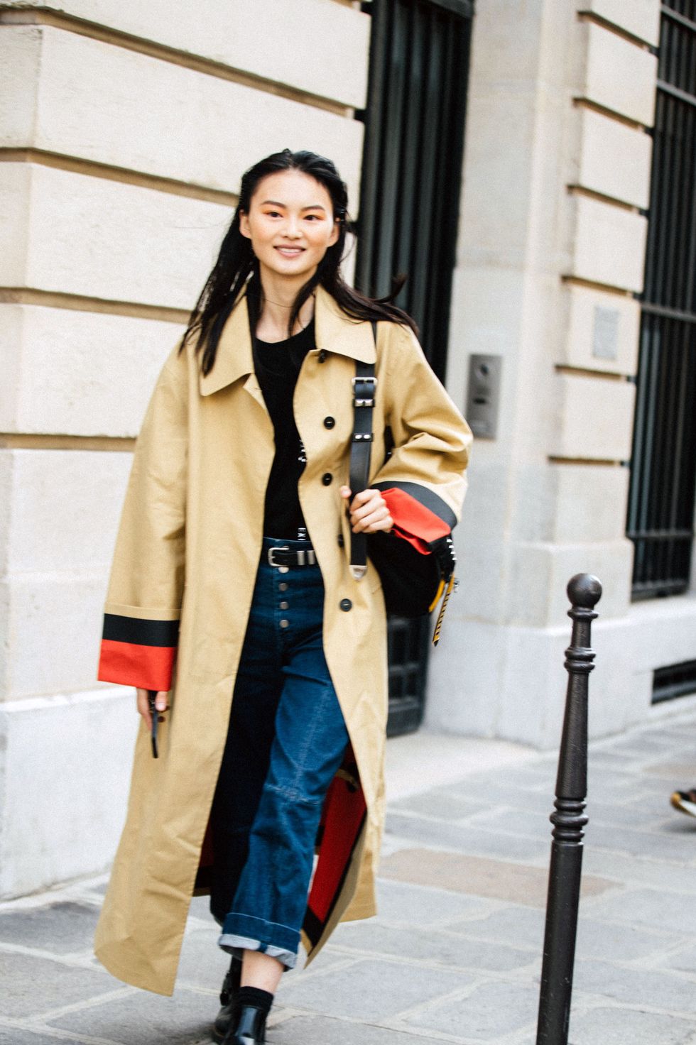 Street Style : Paris Fashion Week Womenswear Spring/Summer 2019 : Day Six