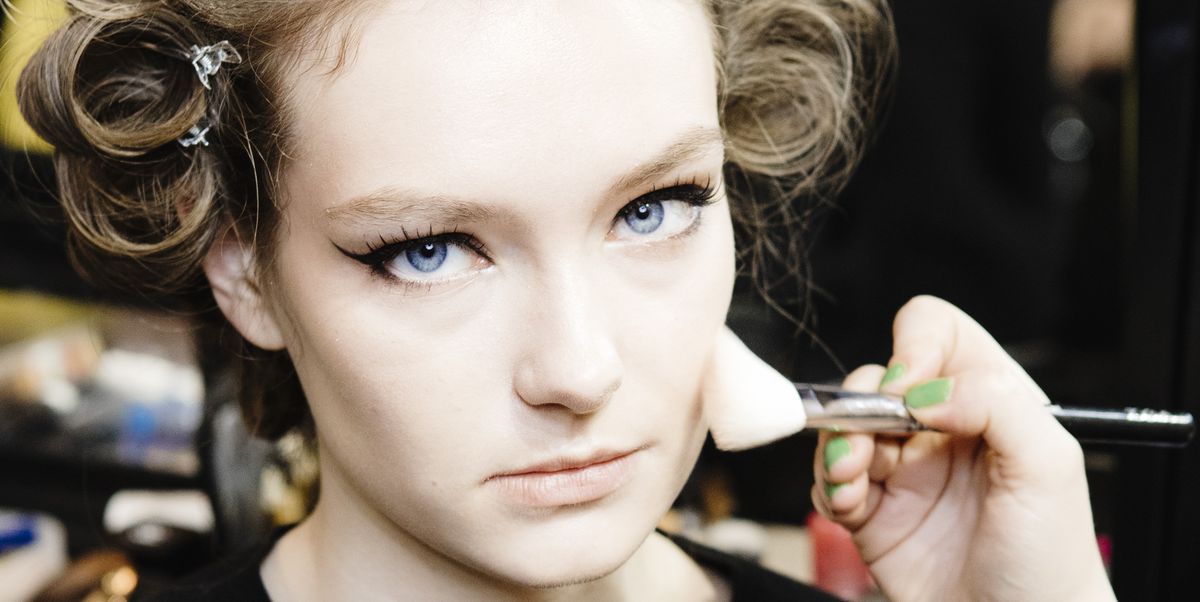 Makeup anti età, i segreti di uno stile effetto lfting