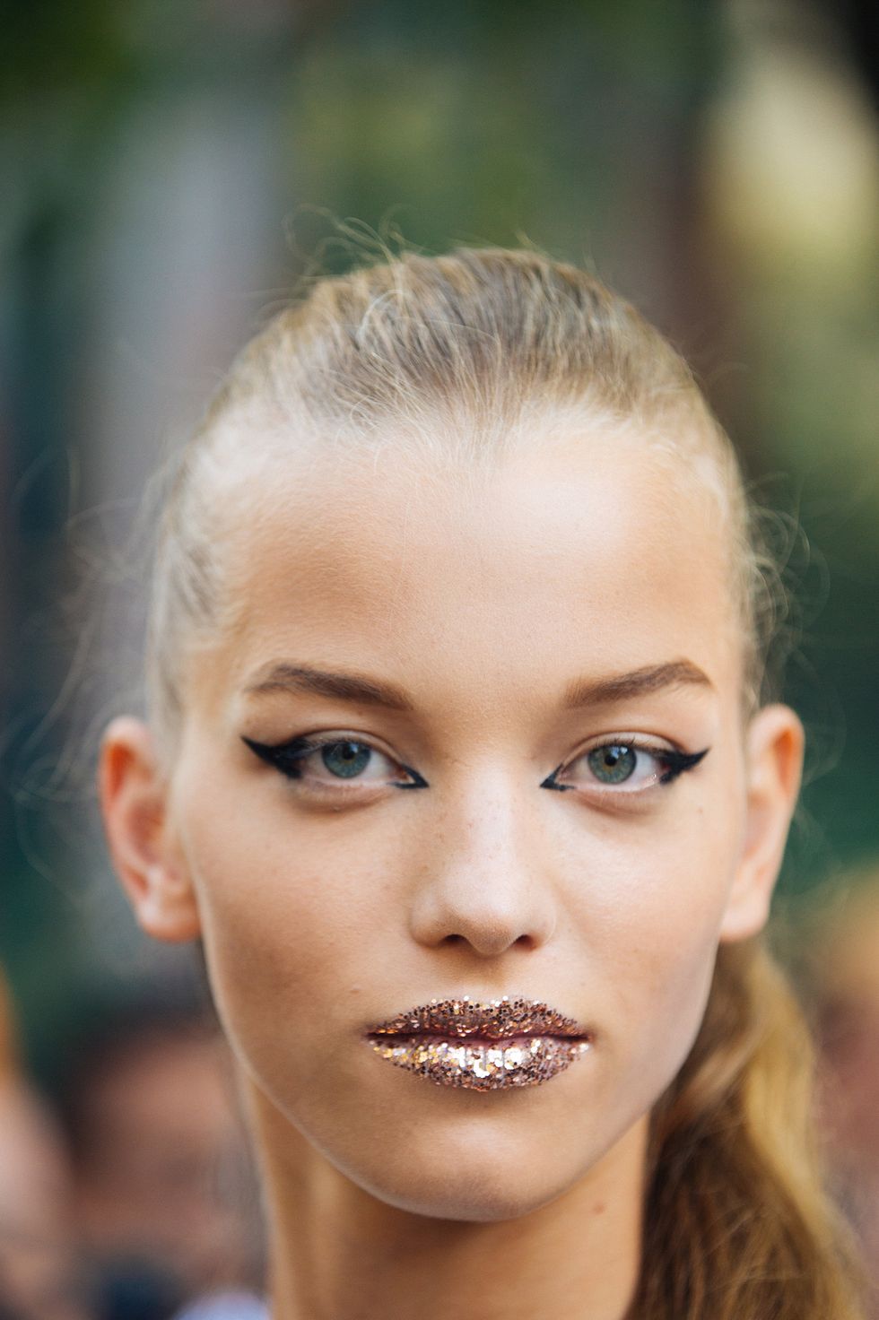 50+Makeup Looks To Make You Shine in 2023 : Smokey Eyeshadow + White  Graphic Liner