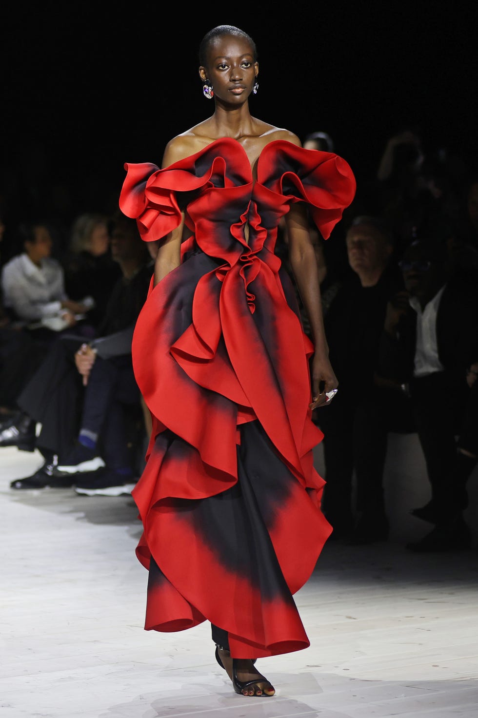 alexander mcqueen ss24 front row paris fashion week womenswear springsummer 2024