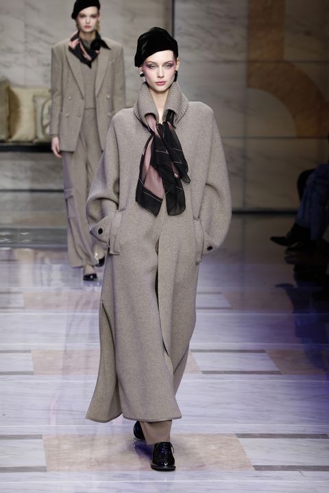giorgio armani runway milan fashion week womenswear fallwinter 20232024