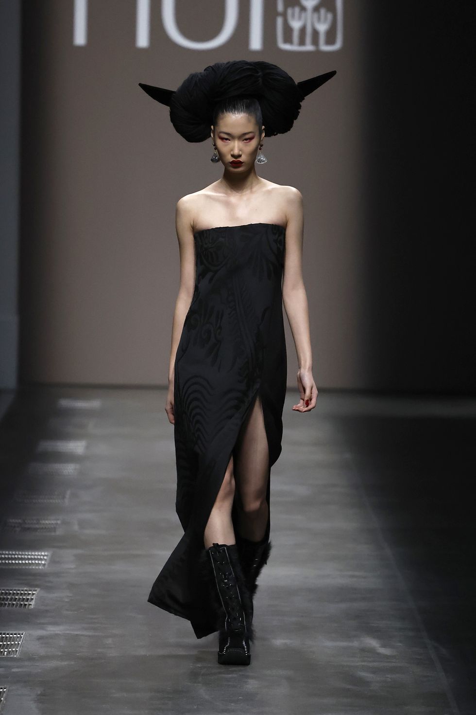 hui runway milan fashion week womenswear fallwinter 2024 2025