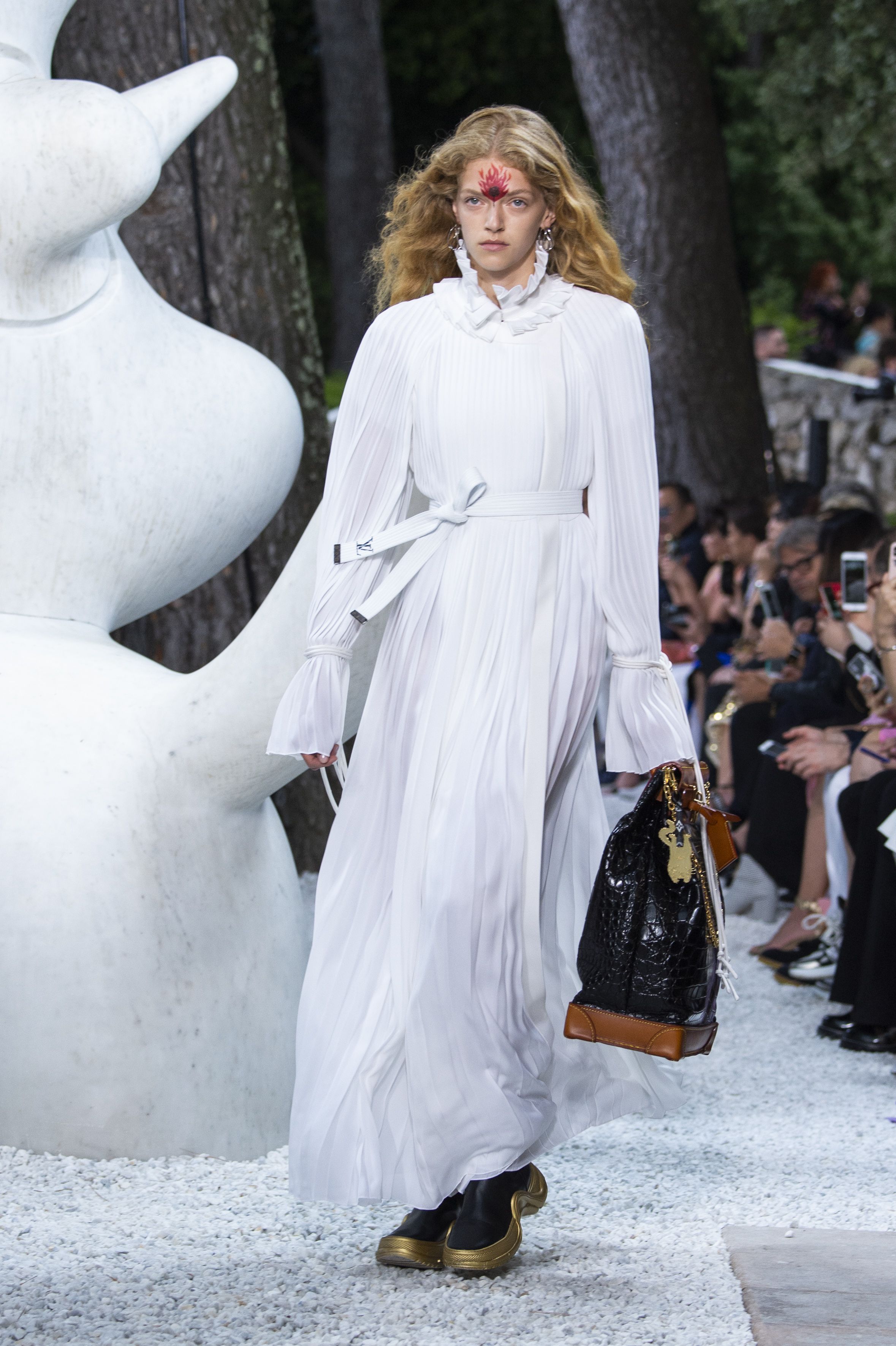 Shoes and Bags - Louis Vuitton Cruise 2023 - RUNWAY MAGAZINE