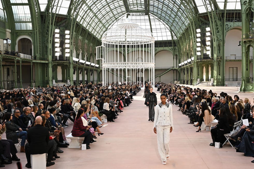 chanel runway paris fashion week womenswear spring summer 2025