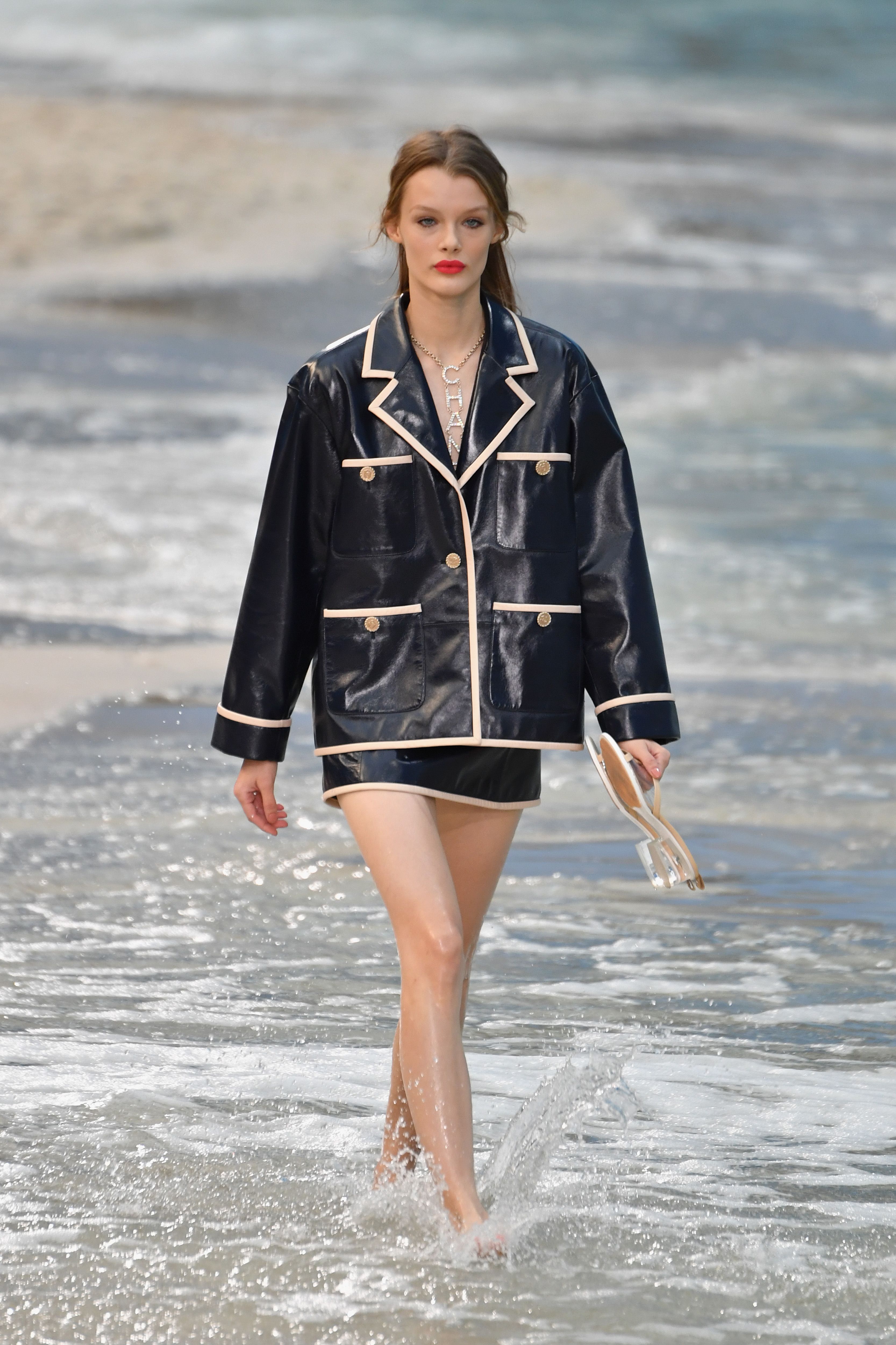 Chanel Spring 2019 Ready-to-Wear Collection