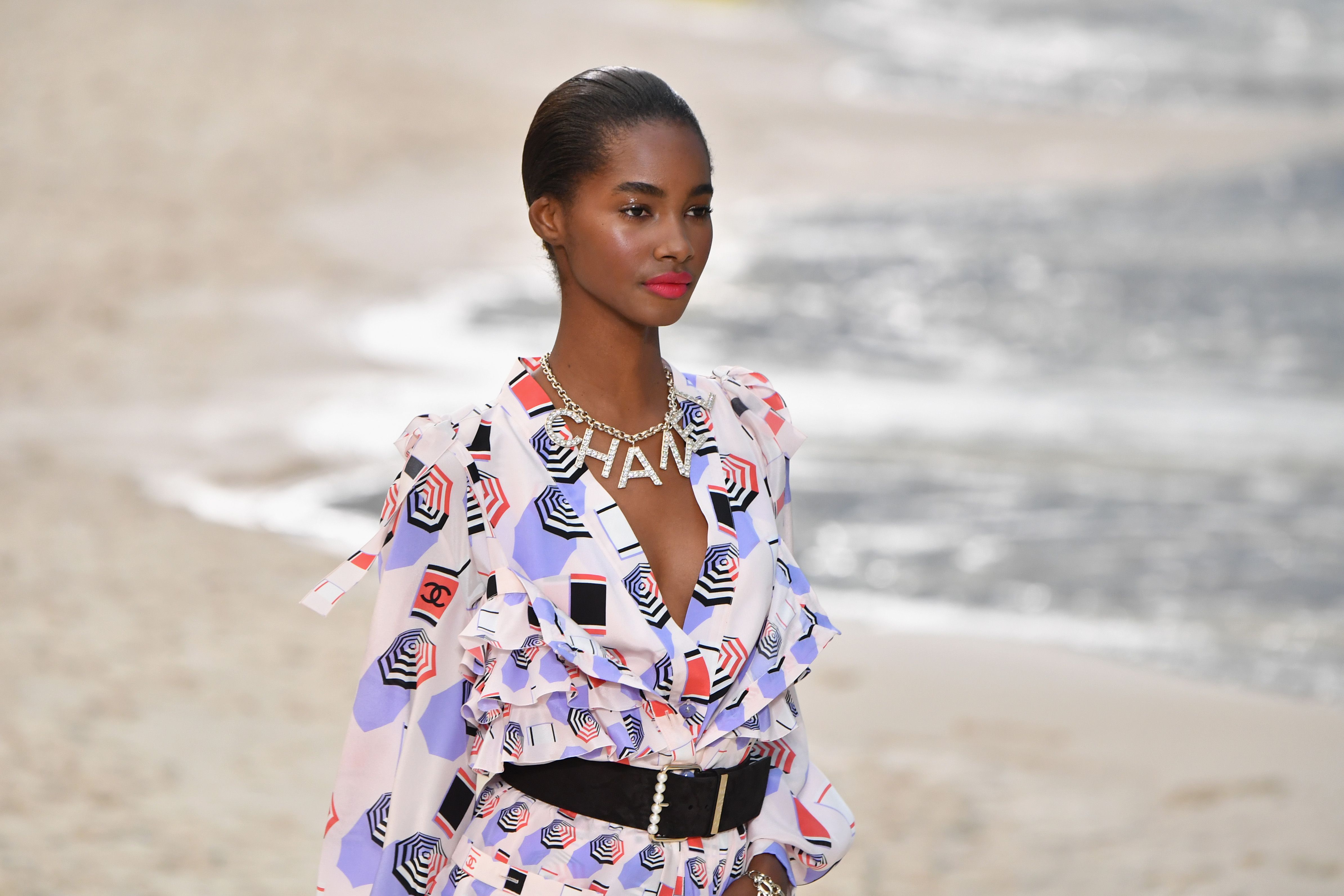 How to Dress for the Beach, According to Chanel Spring/Summer 2019