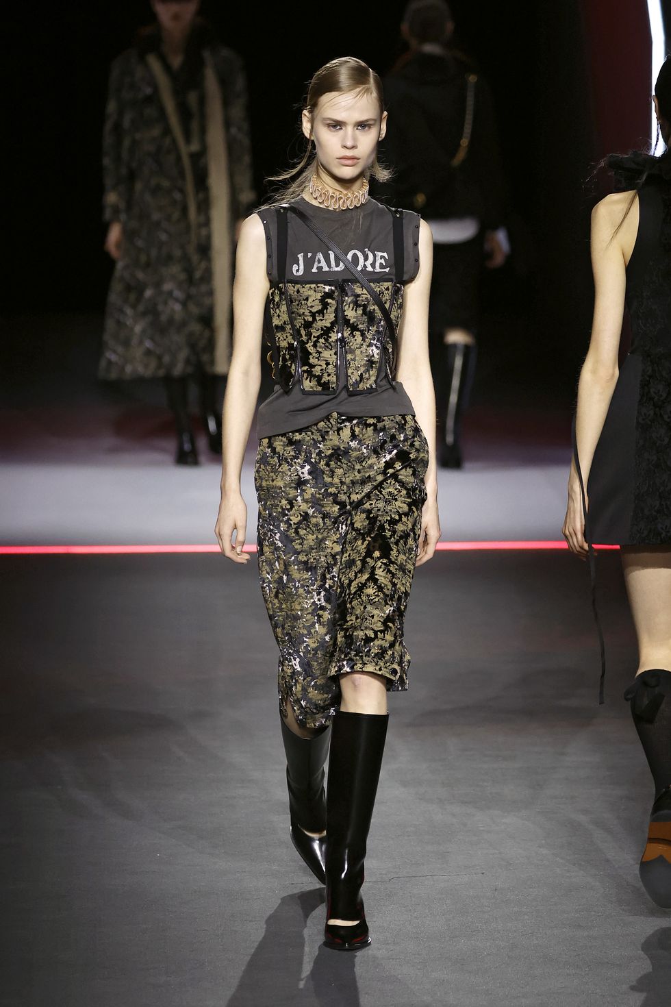 christian dior: runway paris fashion week womenswear fall/winter 2025 2026