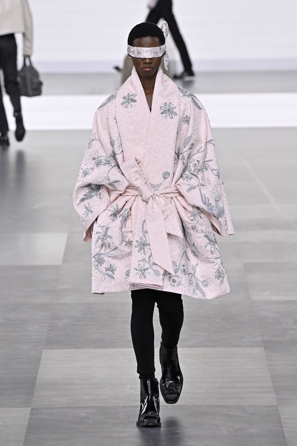 dior homme: runway paris fashion week menswear fall winter 2025/2026