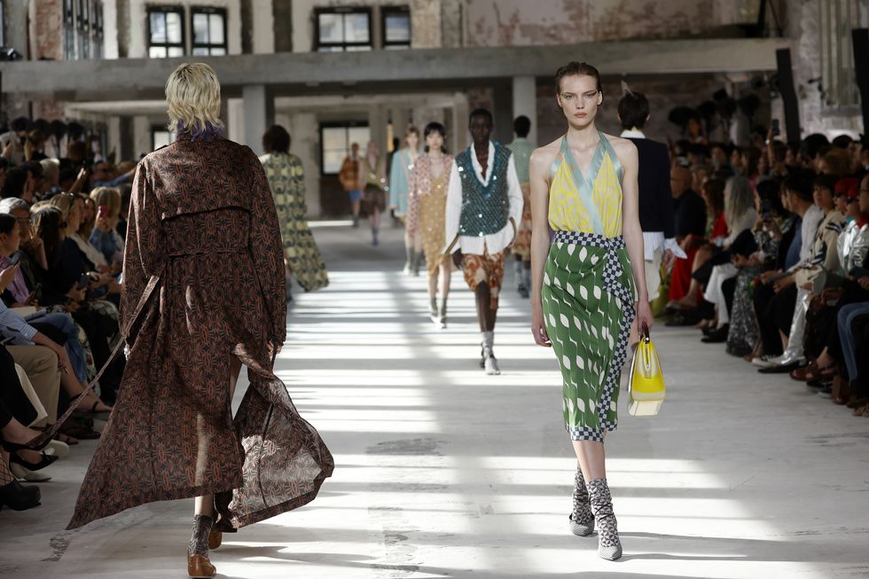 dries van noten runway paris fashion week womenswear springsummer 2024