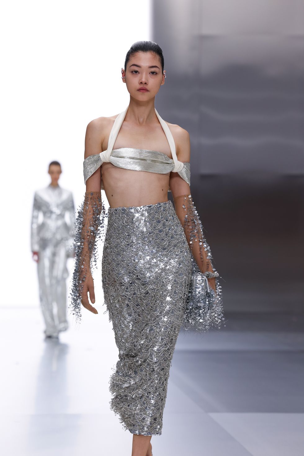 fendi  runway paris fashion week haute couture springsummer 2024