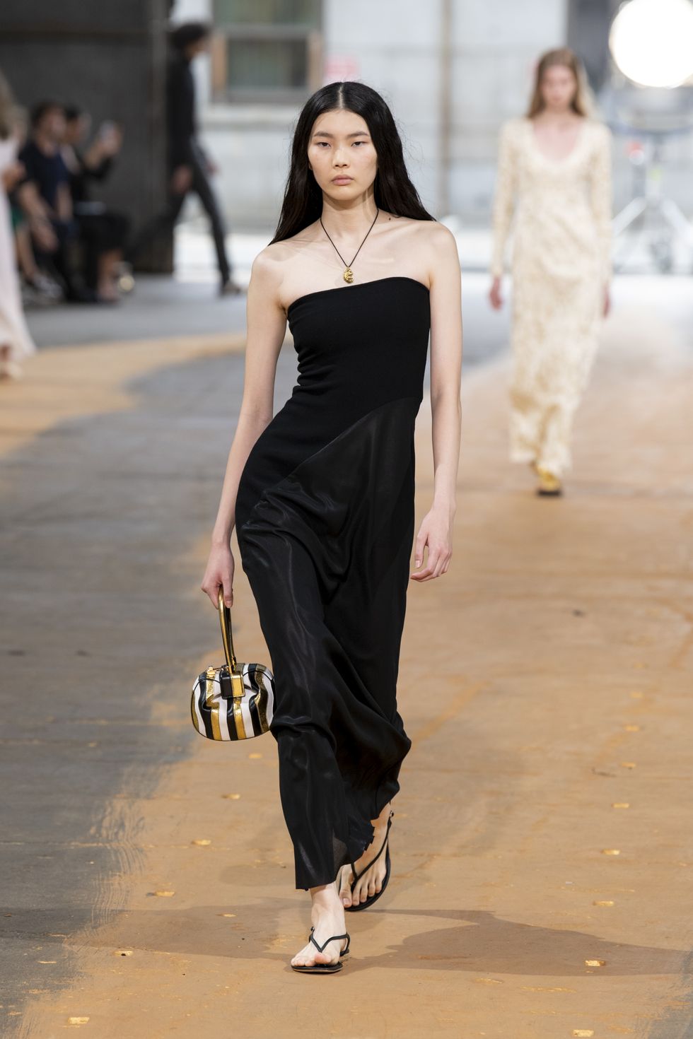 gabriela hearst   runway   september 2022 new york fashion week the shows