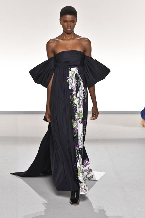 Givenchy : Runway - Paris Fashion Week - Womenswear Spring Summer 2020