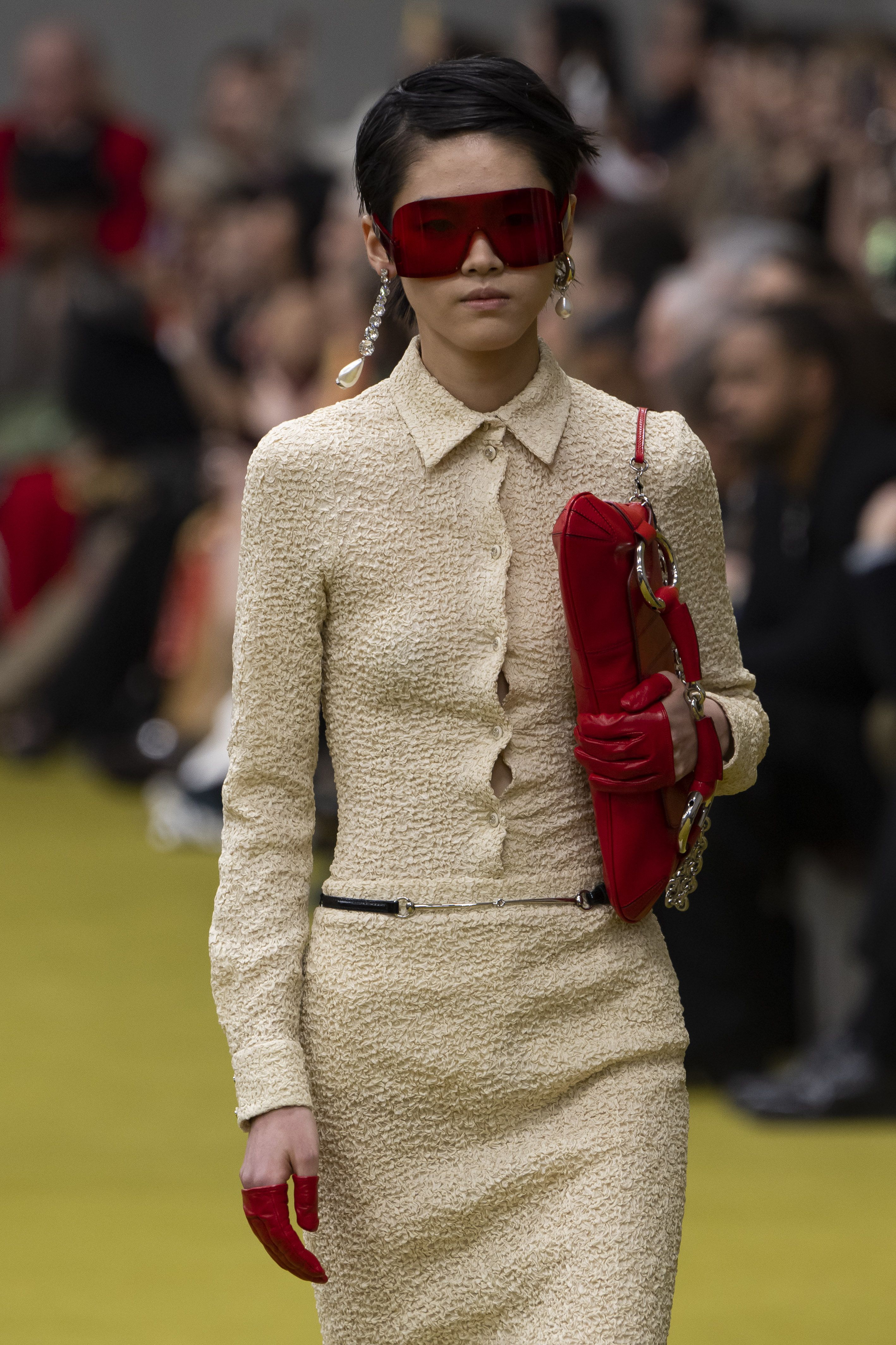 CHANEL, LINEN ENSEMBLE AND GOLD-TONE METAL CHAIN BELT, Chanel: Handbags  and Accessories, 2020