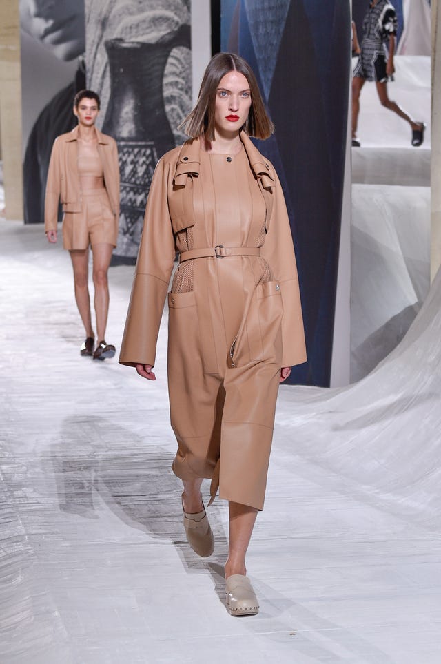 hermes  runway   paris fashion week   womenswear spring summer 2021