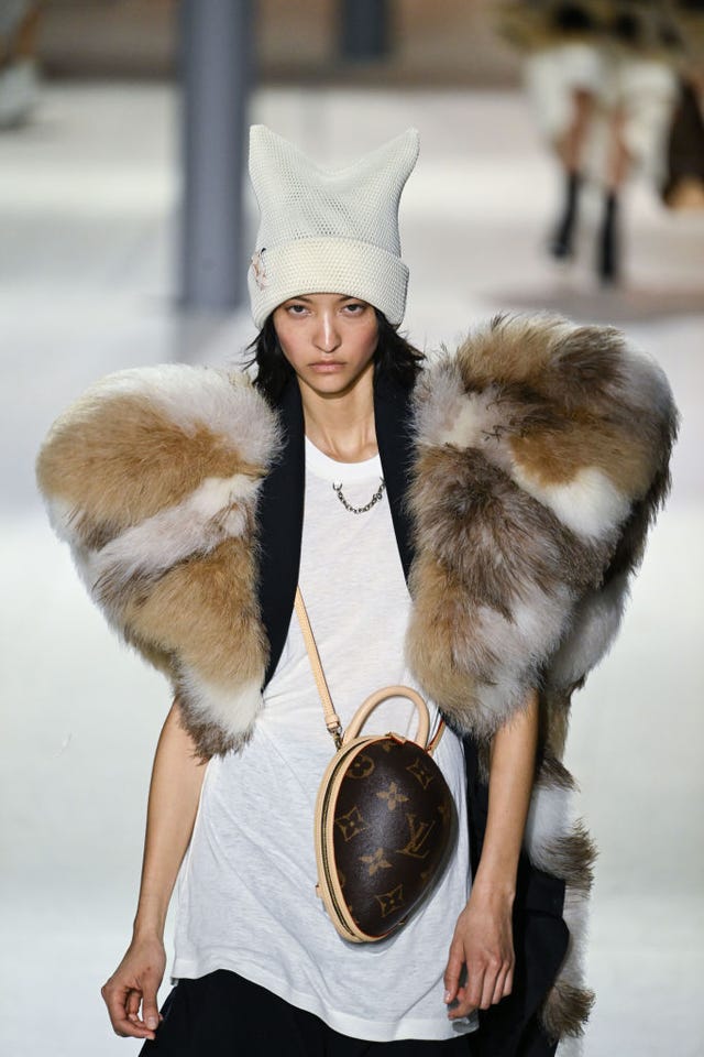 louis vuitton  runway paris fashion week womenswear fallwinter 2024 2025