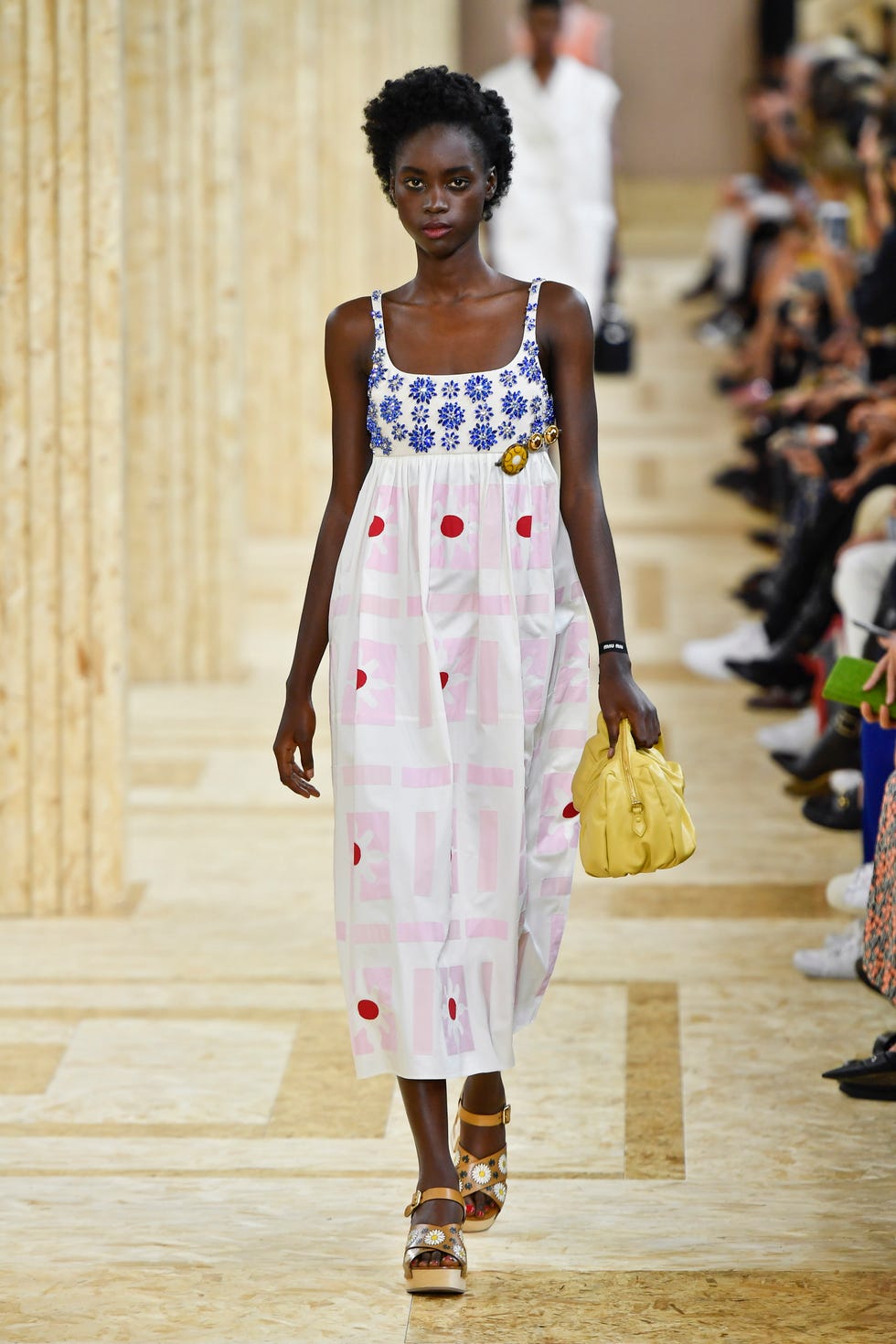 PFW SS 2020: LOUIS VUITTON'S BELLE ÉPOQUE - Excellence Magazine