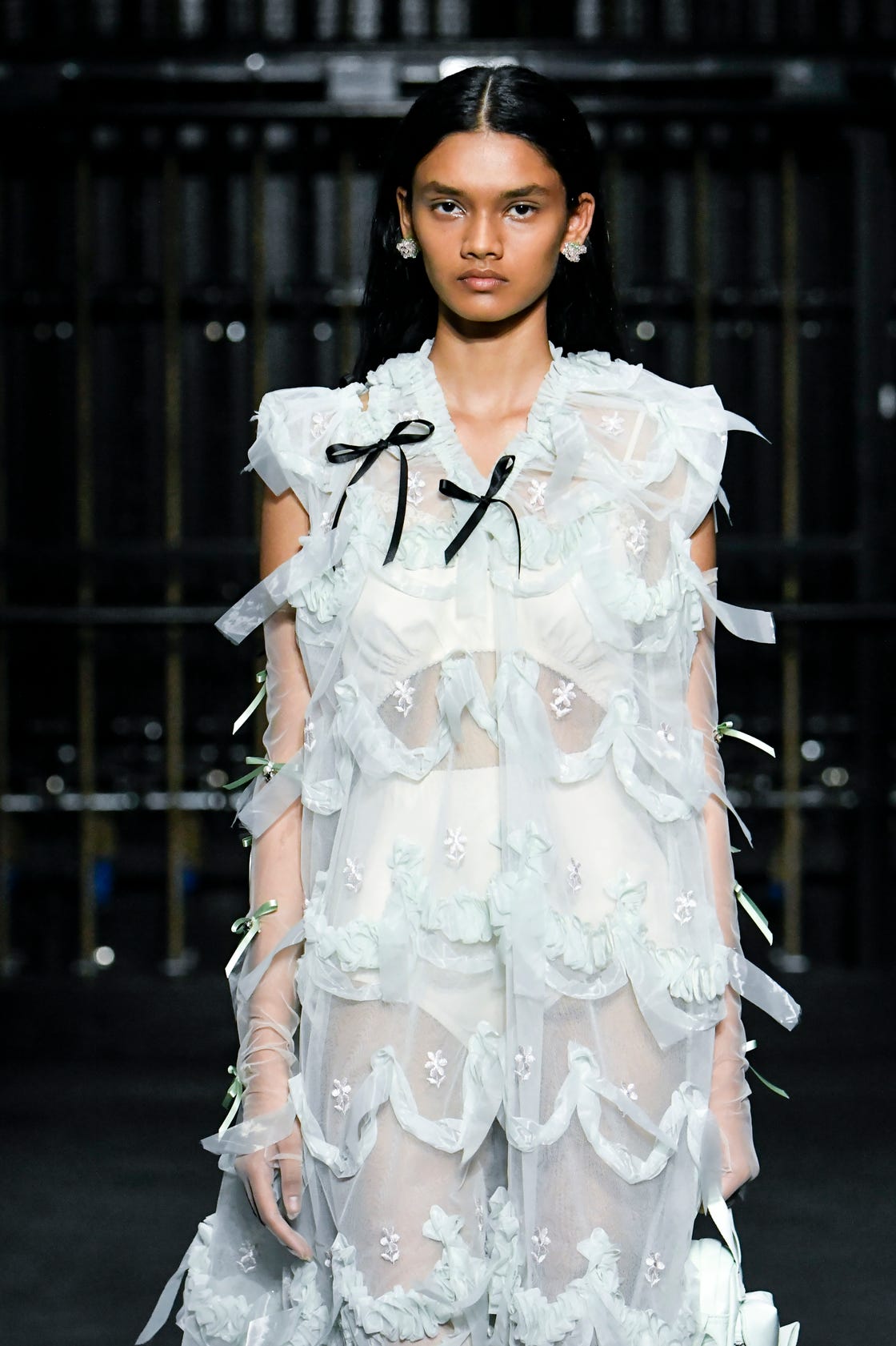 simone rocha runway lfw springsummer 2024