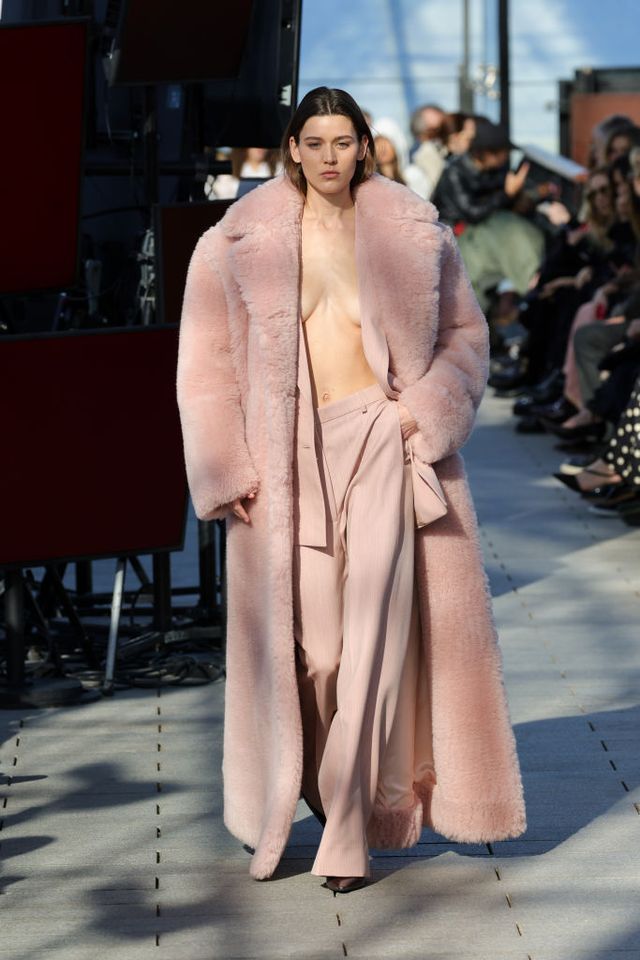 la copenaghen fashion week mette al bando pellicce e pelli esotiche
