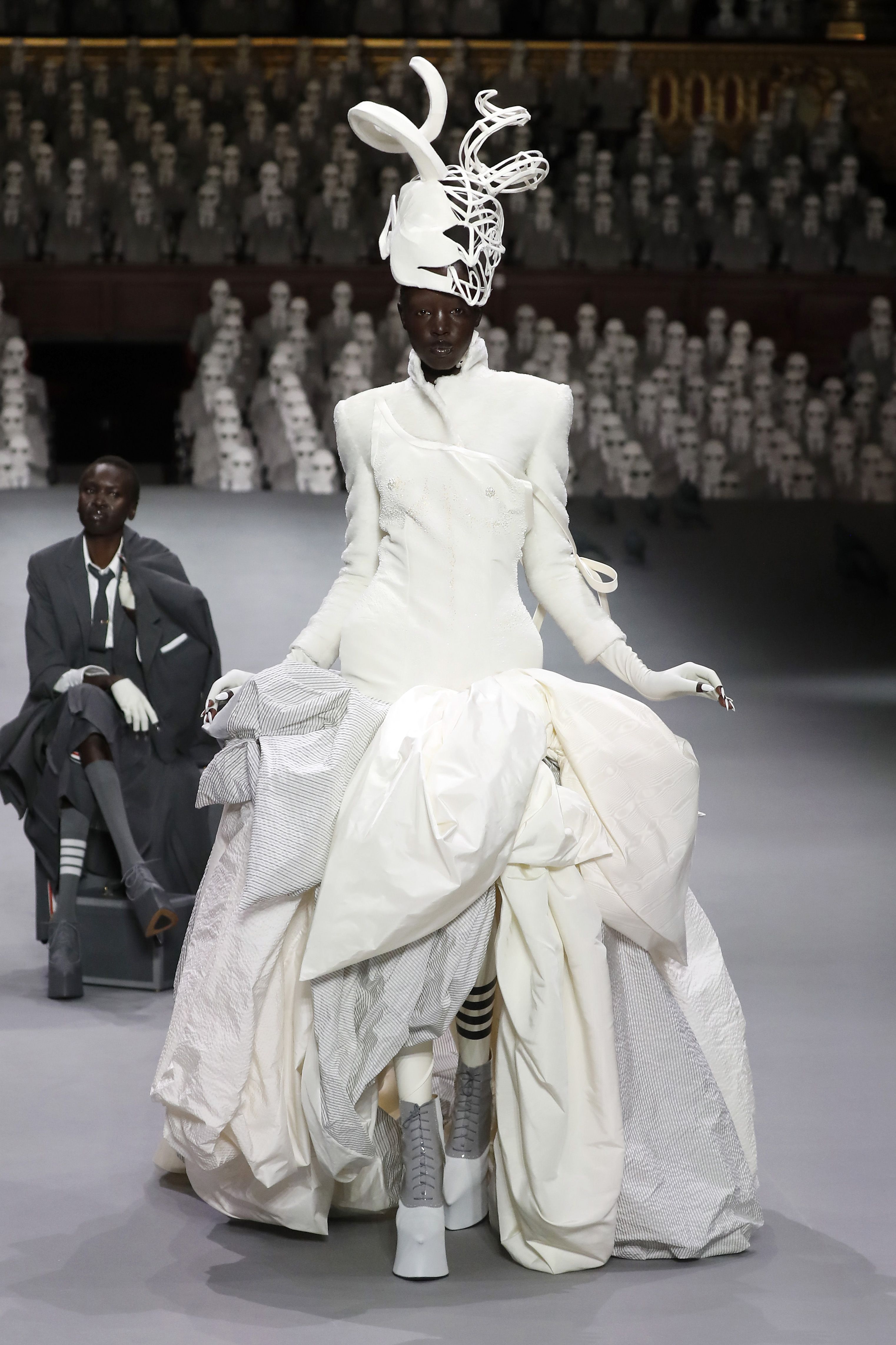 2023-24年秋冬パリ・オートクチュール】白ドレスを厳選！ 至高のオート 
