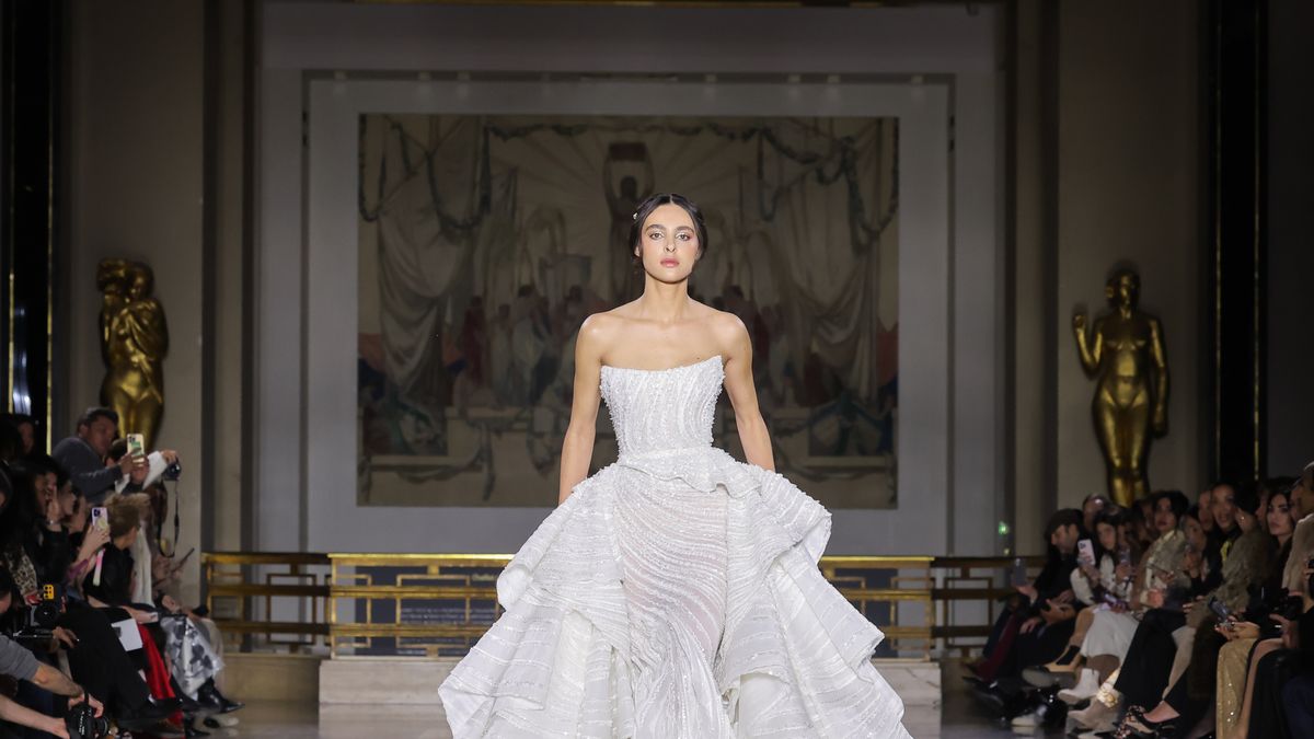 素敵でユニークな 花嫁の夢のドレスの宝庫！ 2025年春夏パリ・オートクチュール アート・デザイン・音楽
