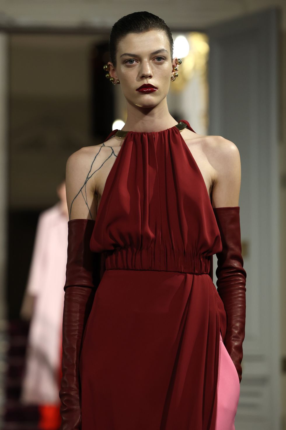 Bold Lipstick Is Back at the Valentino Spring 2024 Haute Couture Show