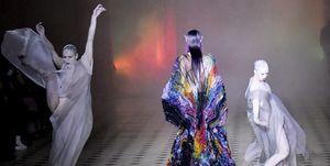 yuima nakazato runway spring summer 2022 paris haute couture fashion week