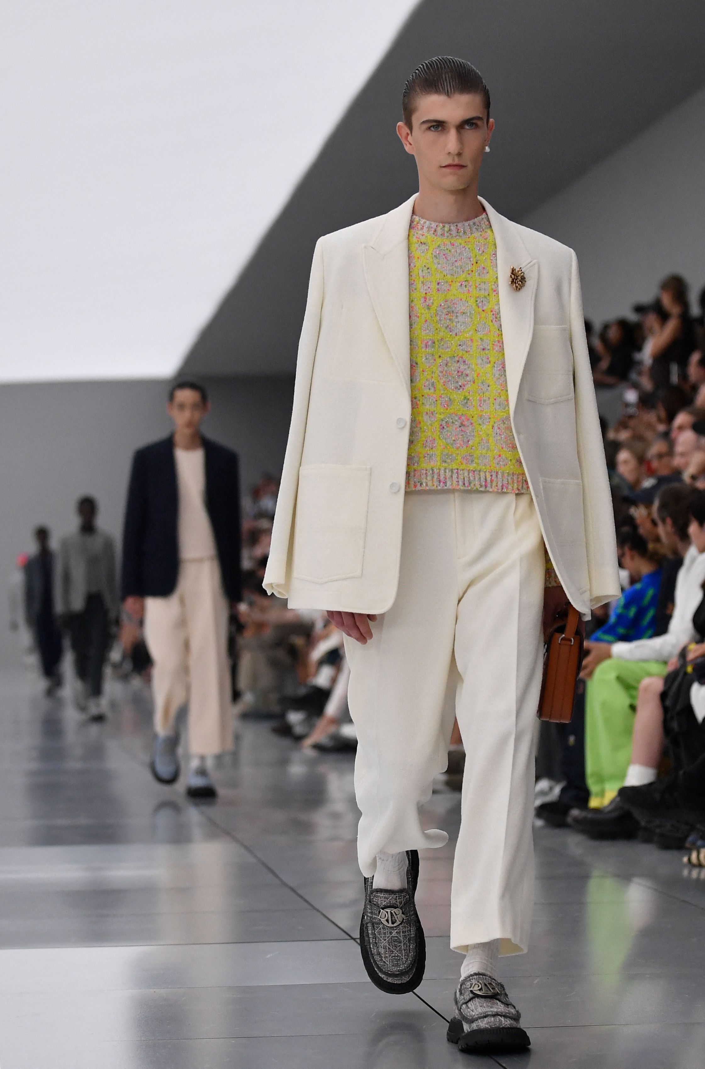 Los trajes de Louis Vuitton son un esencial del estilo elevado para SS24