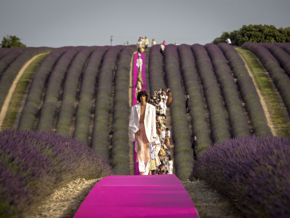 Jacquemus Men's Fashion Week on the catwalk Spring-Summer 2020
